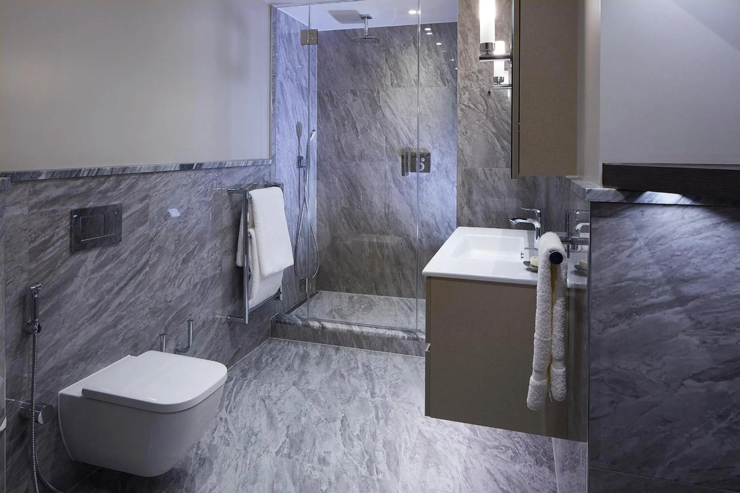 Bathroom in Cheval Gloucester Park at Kensington