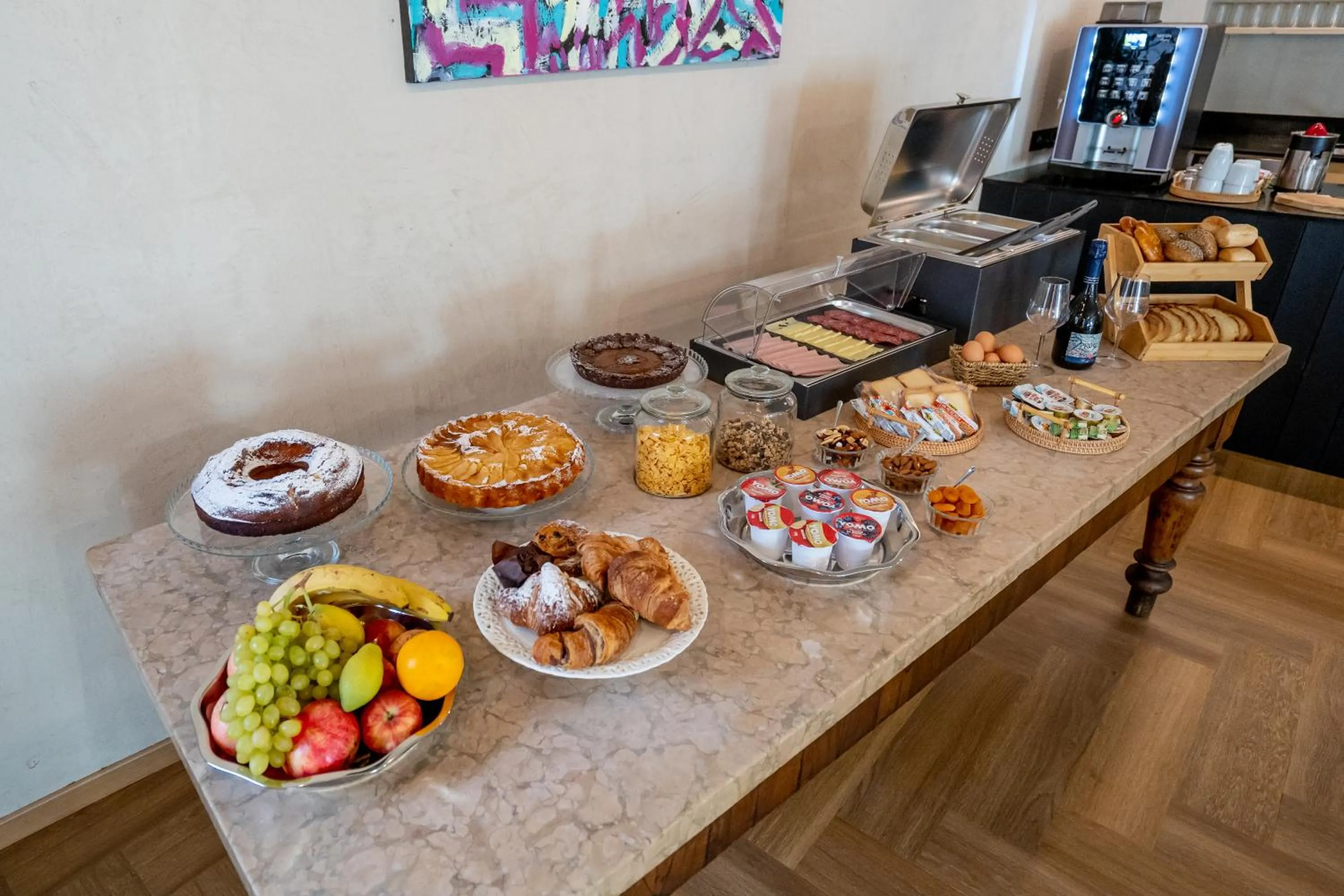 Food and drinks in La Meridiana