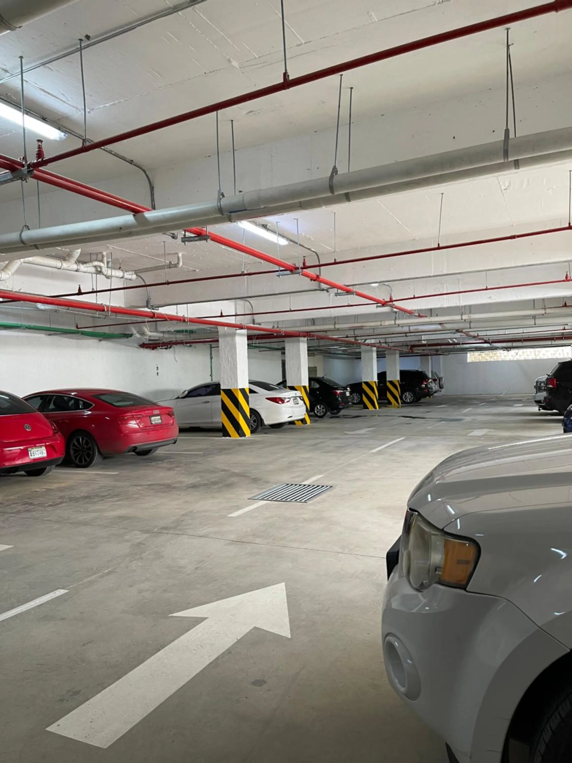 Parking in Hacienda Samana Bay Hotel