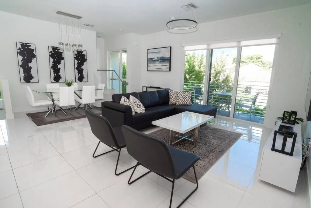Across the Ocean few steps to beach contemporary three Bedroom townhouse