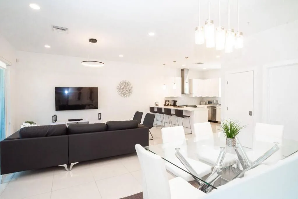 Across the Ocean few steps to beach contemporary three Bedroom townhouse