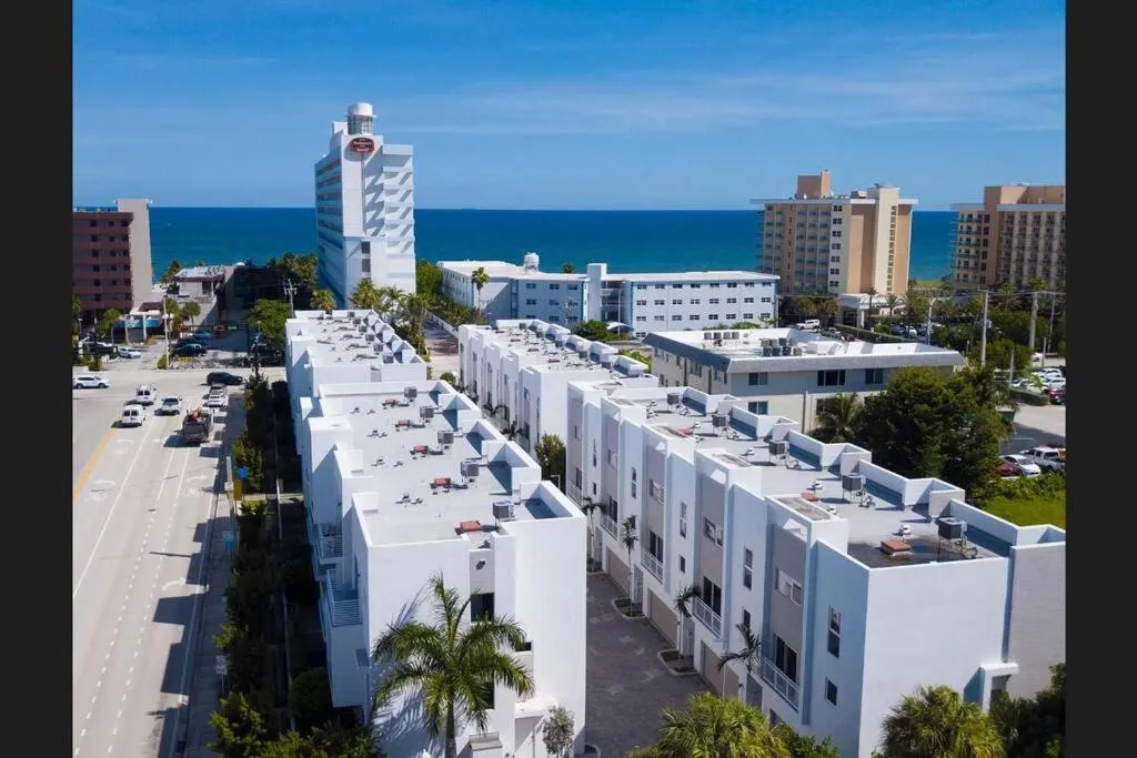 Across the Ocean few steps to beach contemporary three Bedroom townhouse