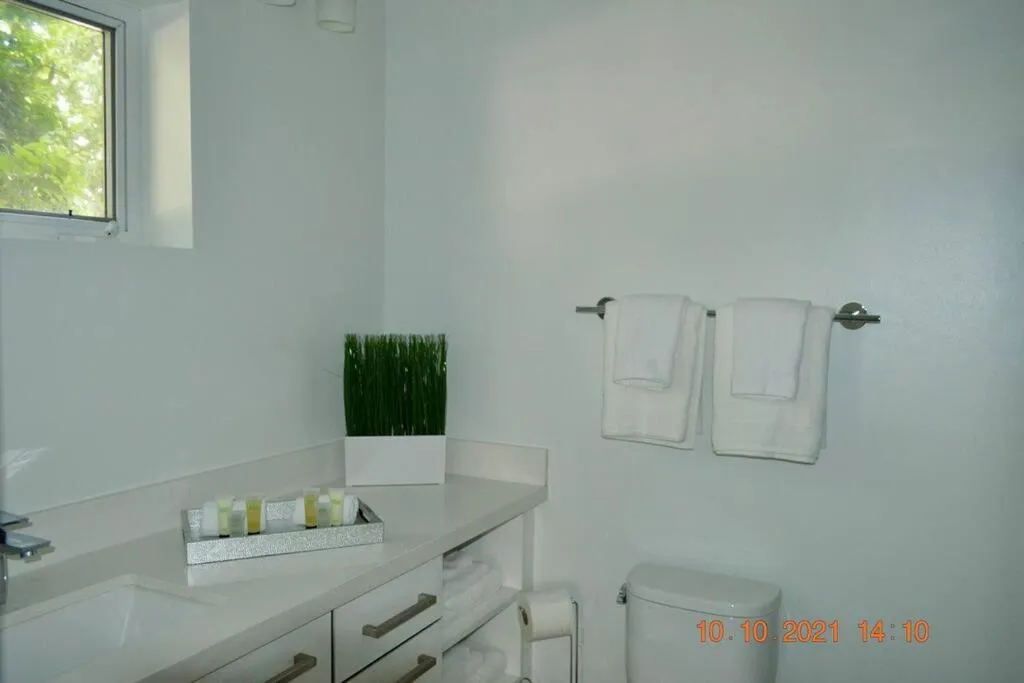 Across the Ocean few steps to beach contemporary three Bedroom townhouse