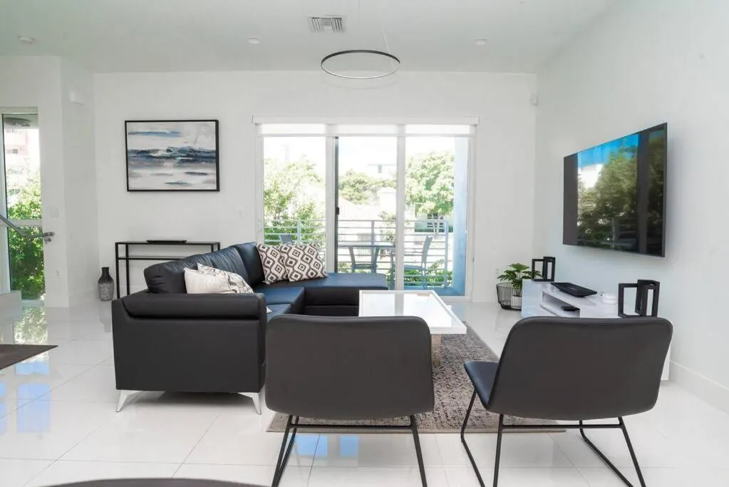 Across the Ocean few steps to beach contemporary three Bedroom townhouse