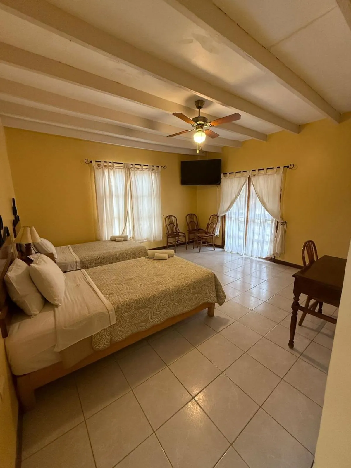 Bed in Hosteria Suiza