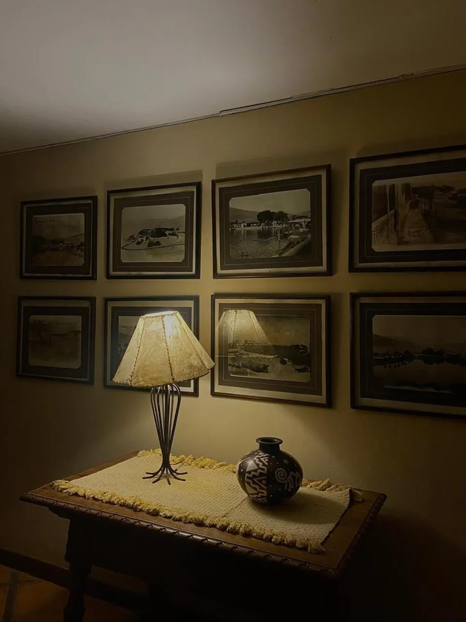 Decorative detail in Hosteria Suiza