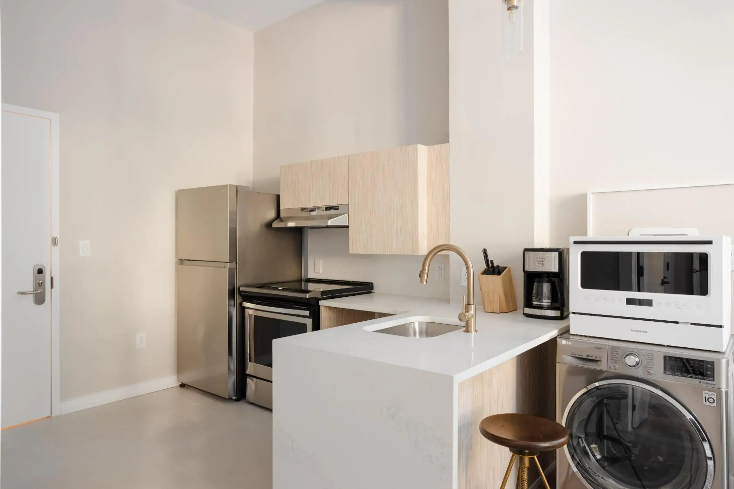 Apartment - Disability Access in Sonder by Marriott Bonvoy The Edison Apartments Old City Apartment - Disability Access in Sonder by Marriott Bonvoy The Edison Apartments Old City