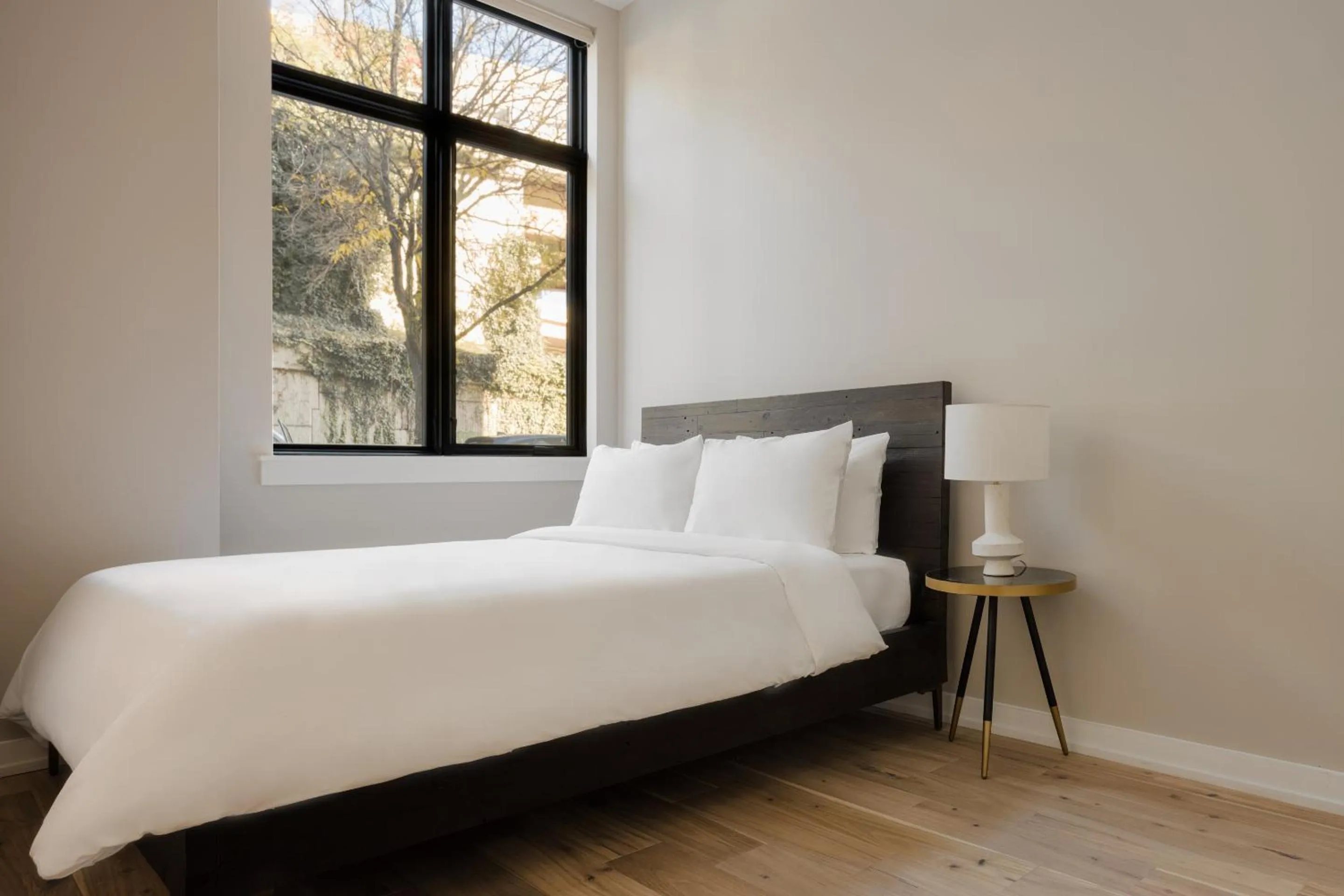 Apartment - Disability Access in Sonder by Marriott Bonvoy The Edison Apartments Old City