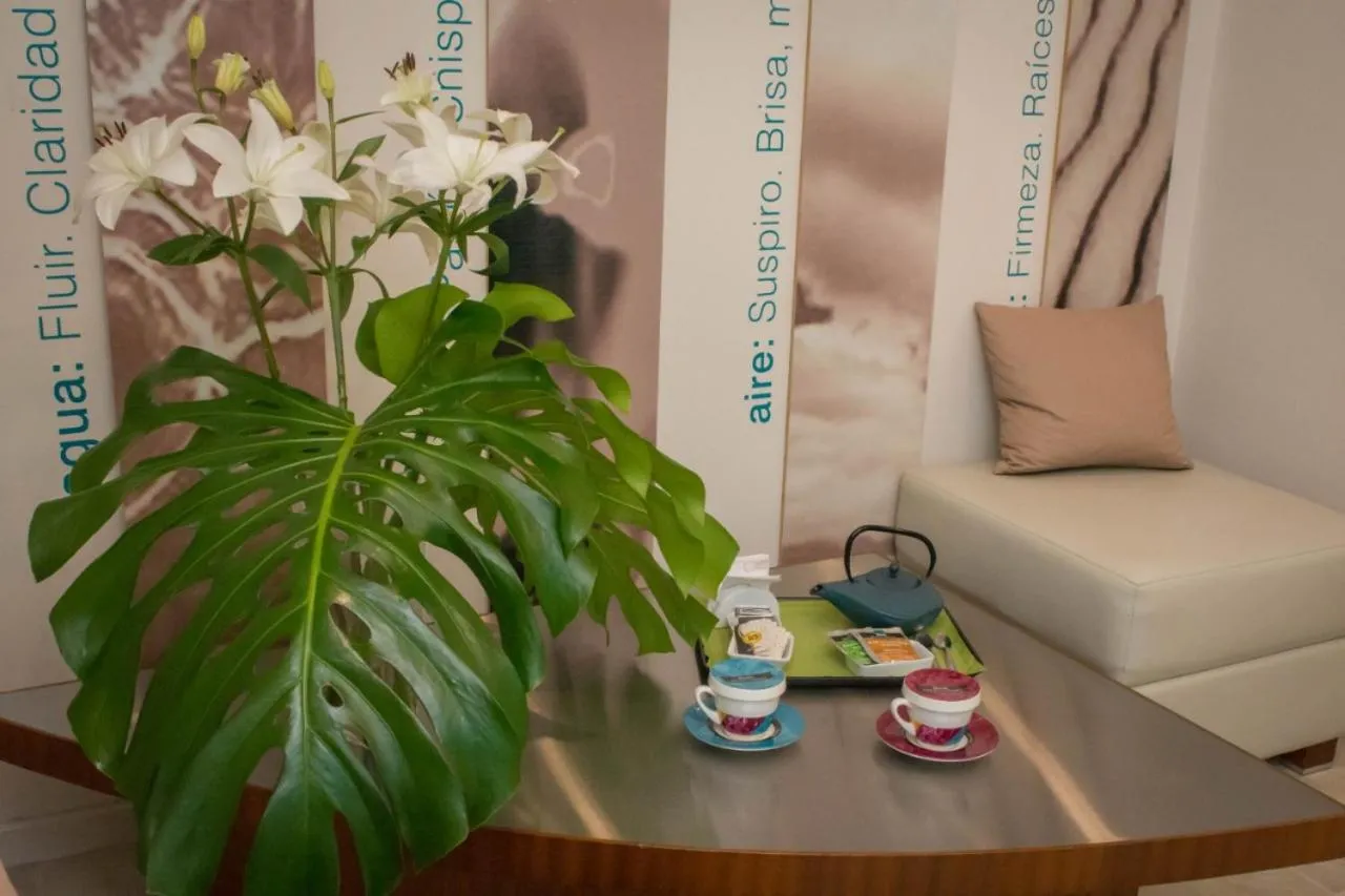 Massage in Maran Suites & Towers