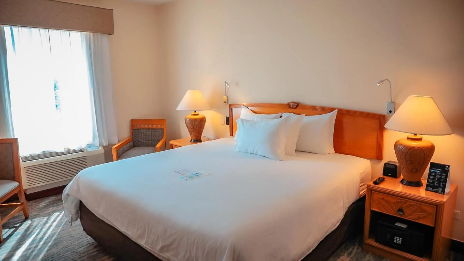 Bed in Quality Hotel Real Aeropuerto Santo Domingo