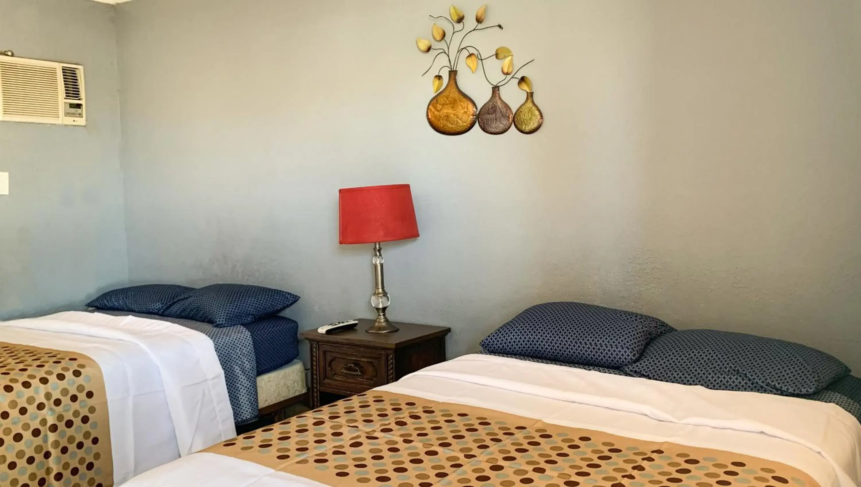 Deluxe Double Room in Copper Mountain Motel Deluxe Double Room in Copper Mountain Motel