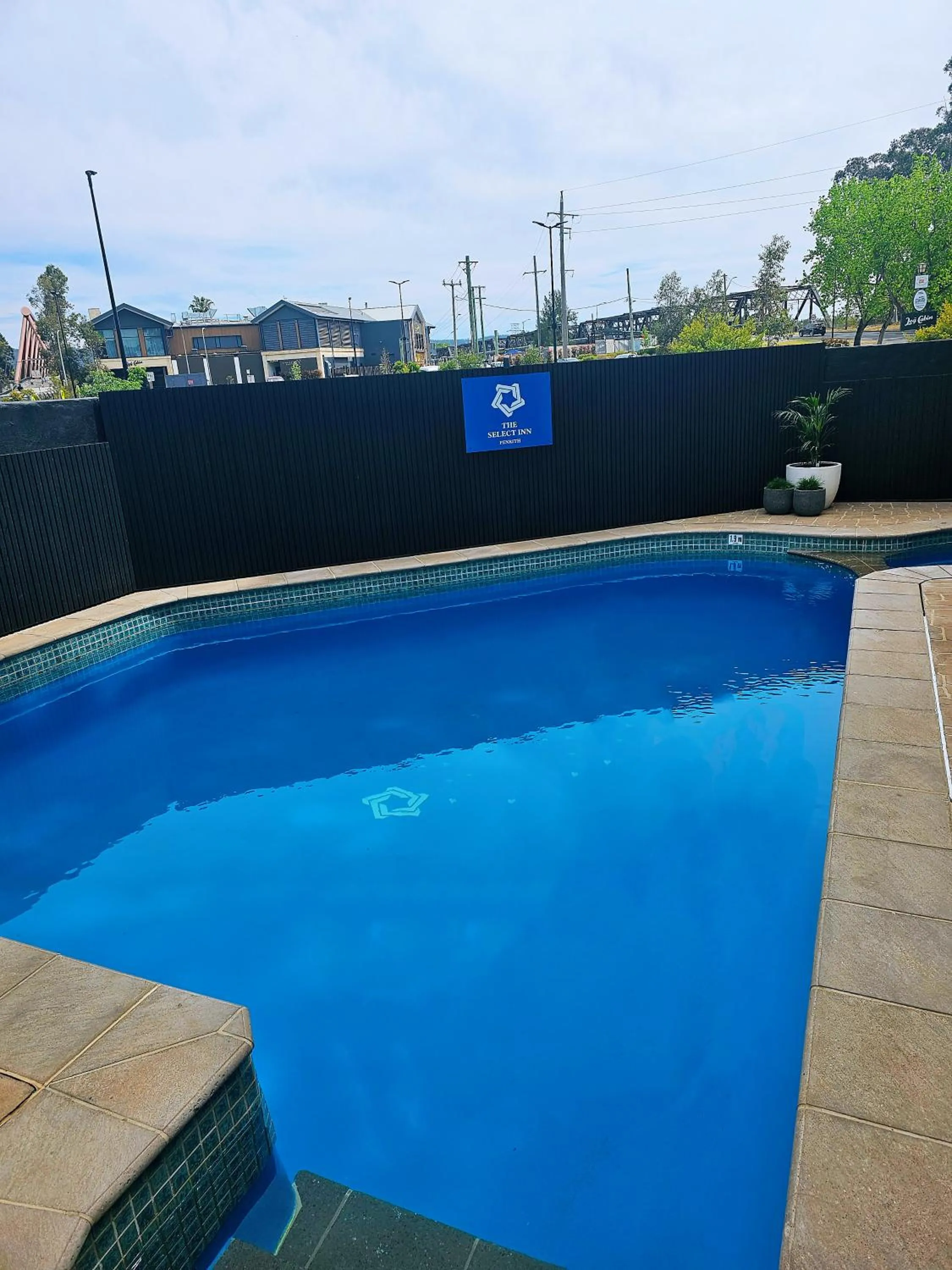 Swimming pool in The Select Inn Penrith