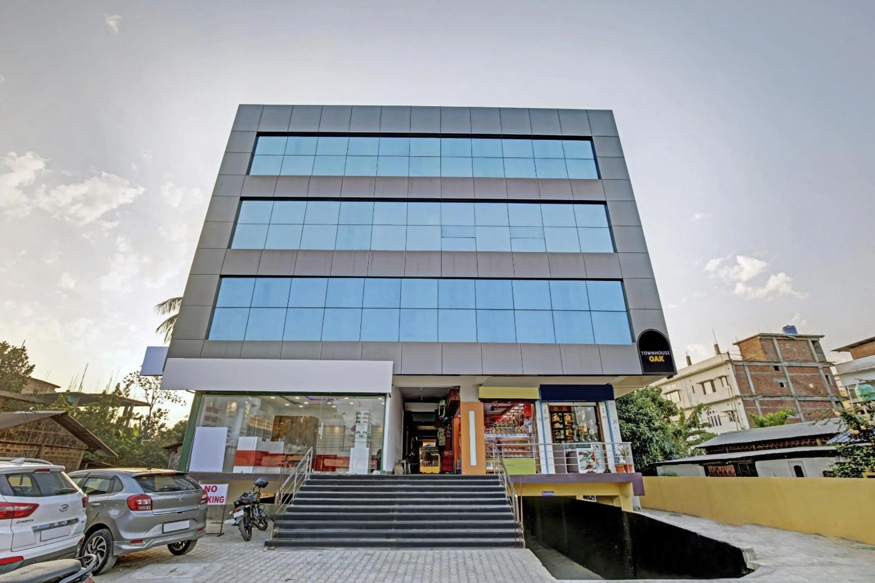 Facade/entrance in Townhouse OAK Hi-City