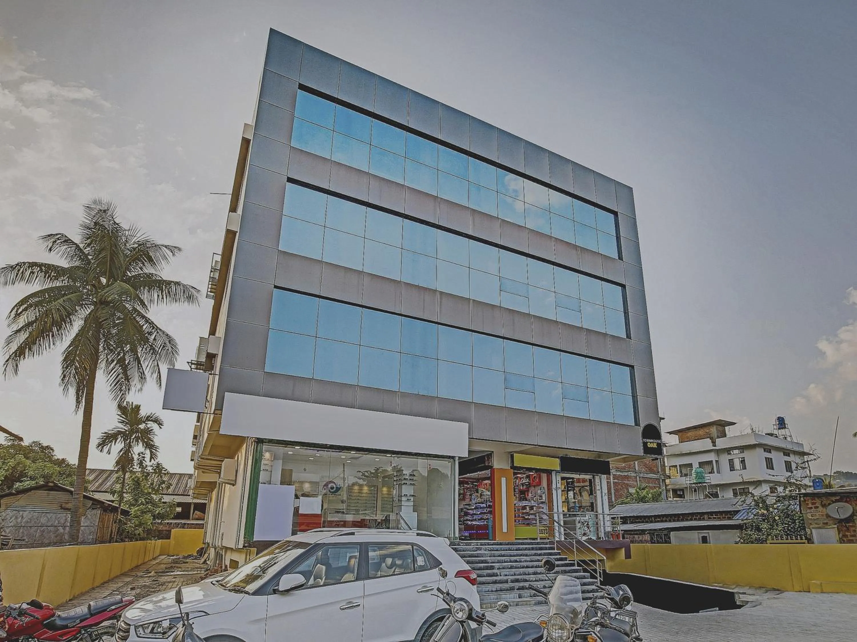 Facade/entrance in Townhouse OAK Hi-City