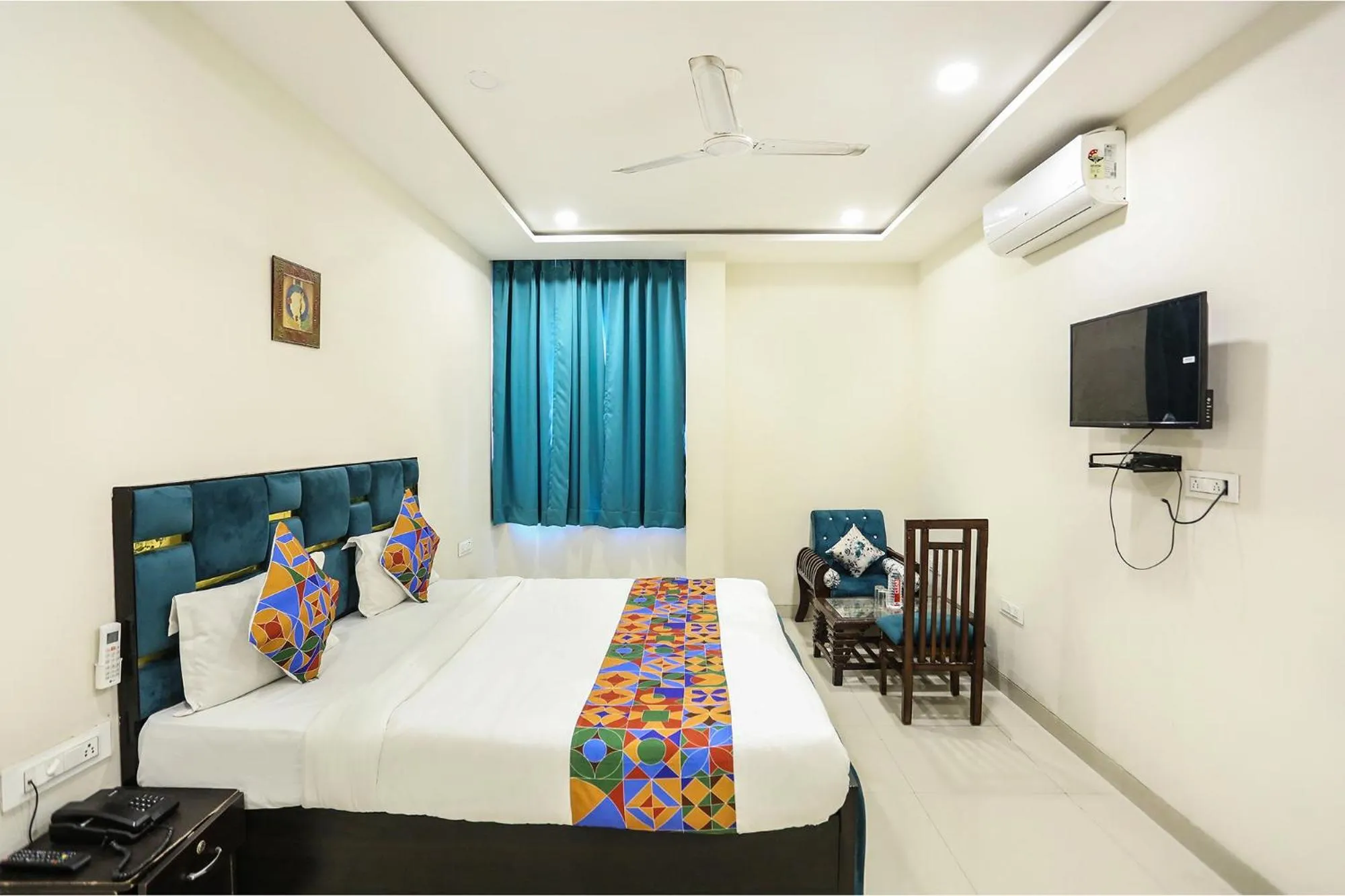 Bedroom, Bed in FabHotel Shiv Rachna - Mansarovar