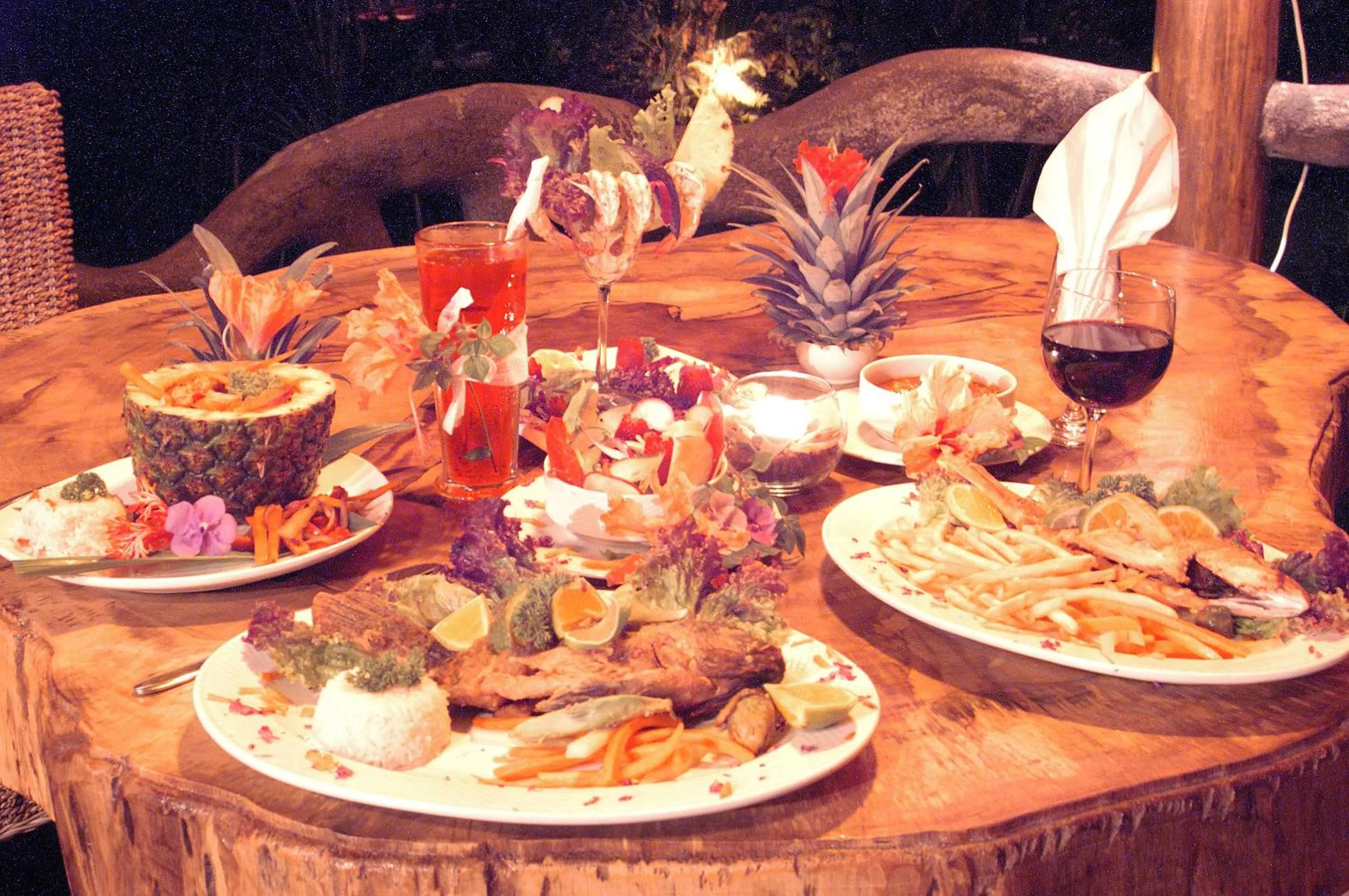 Restaurant/places to eat in Hotel La Costa de Papito