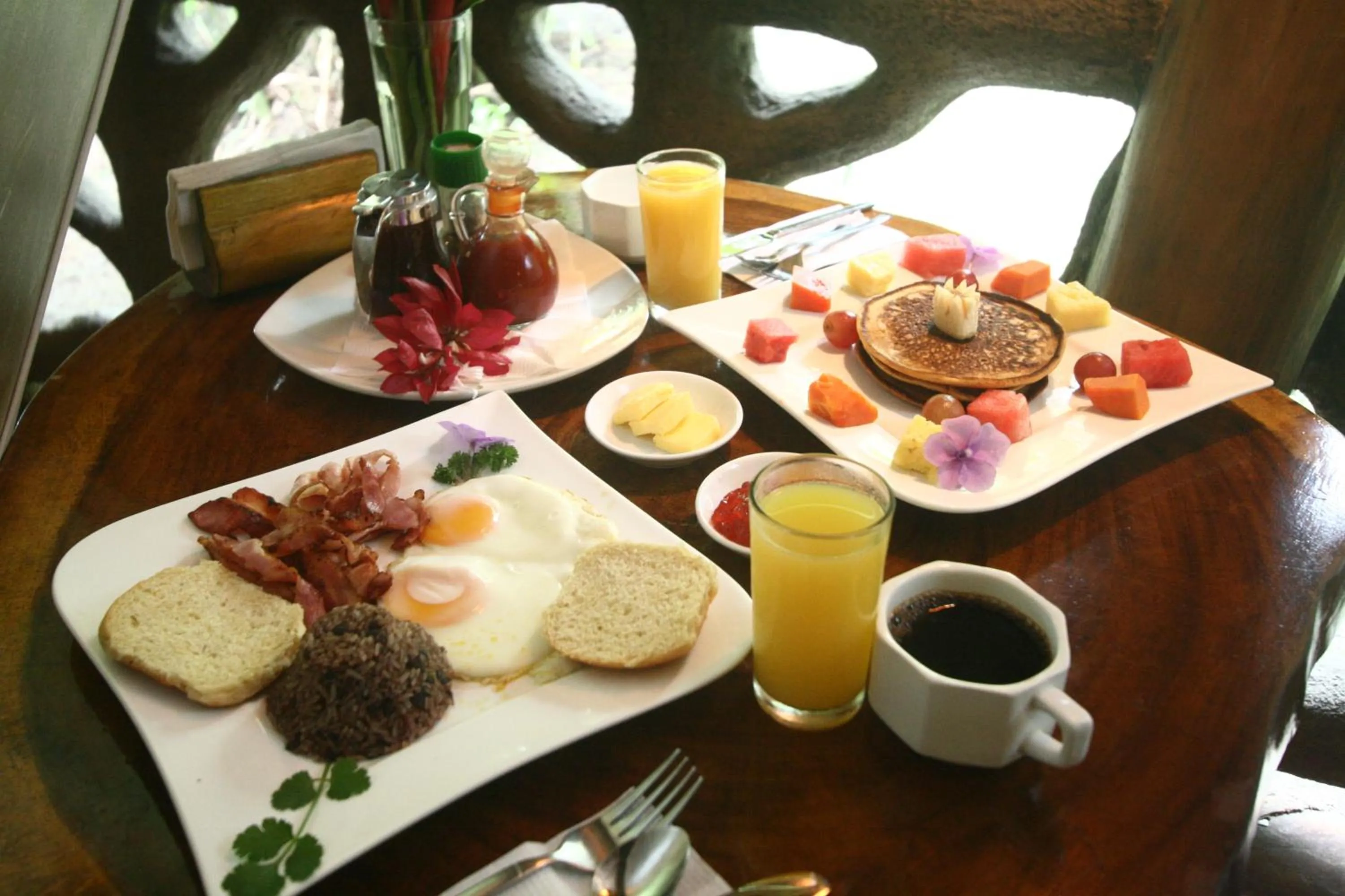 Restaurant/places to eat in Hotel La Costa de Papito