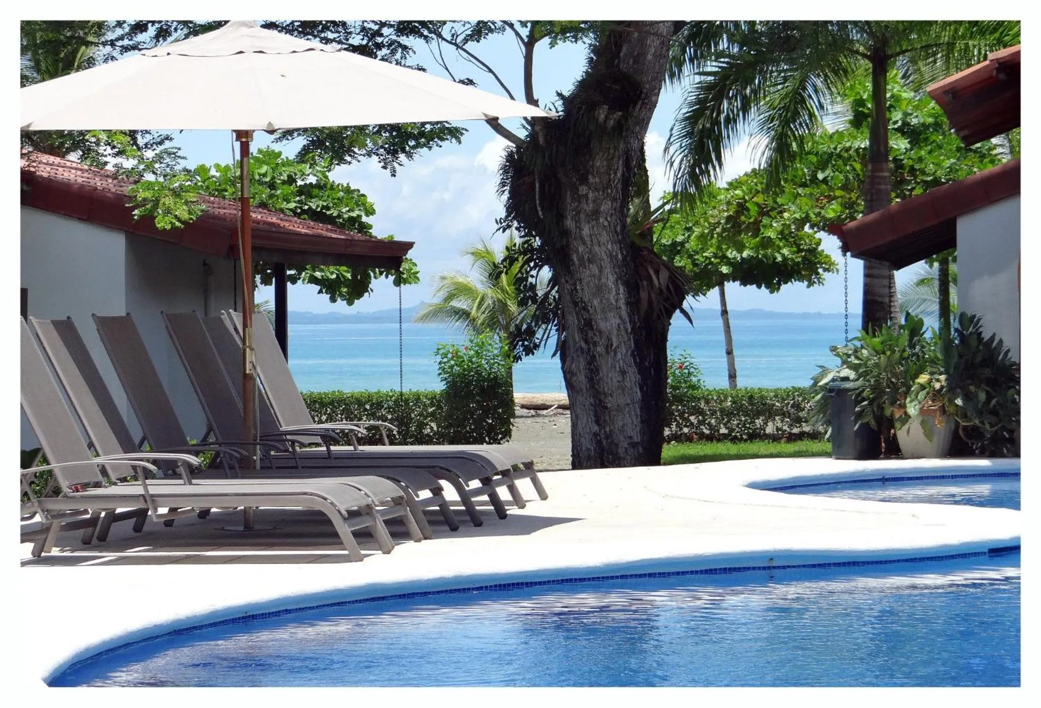 Swimming pool in Agua Dulce On The Beach