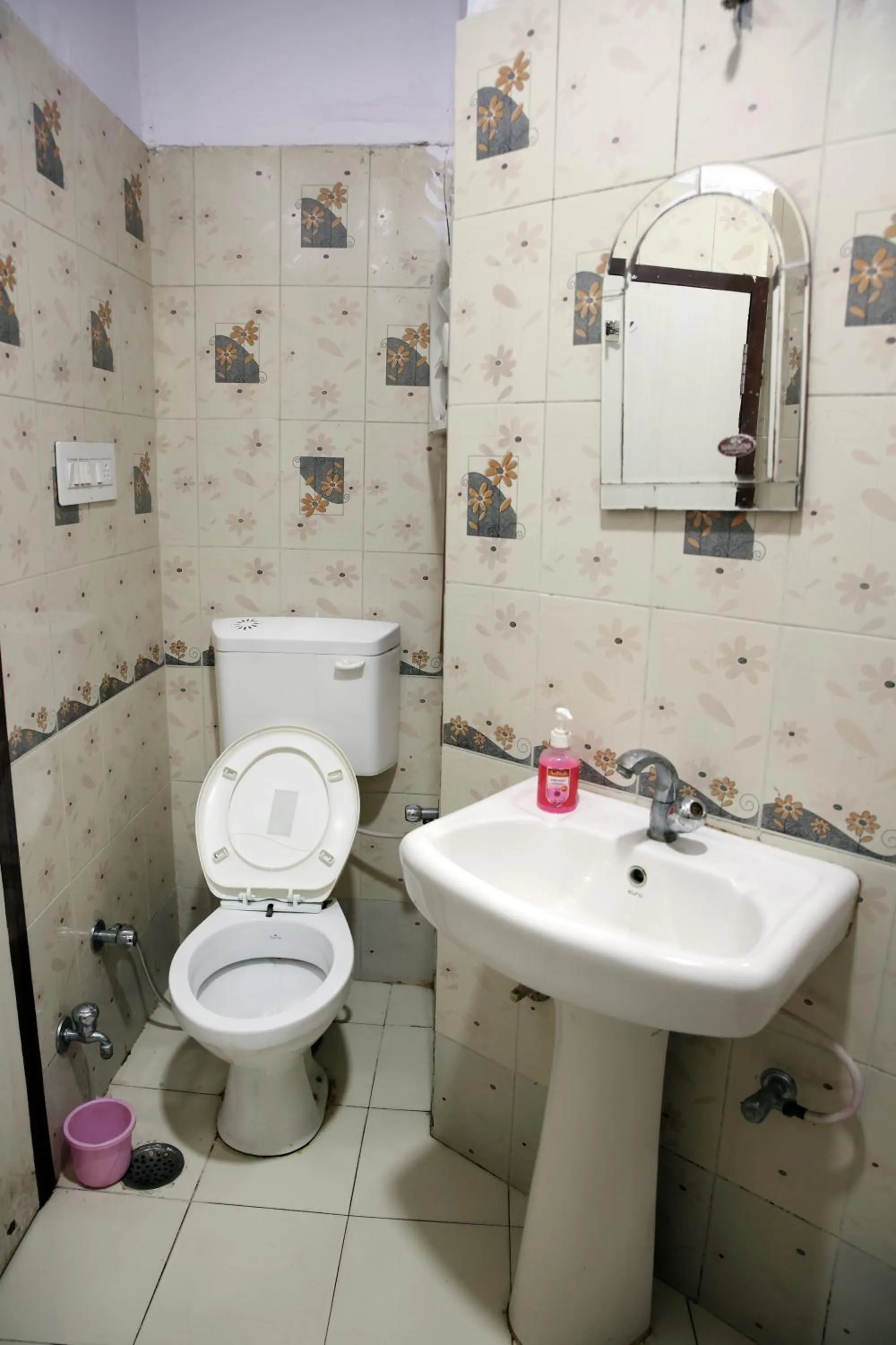 Toilet in Hotel Siddhi Vinayak