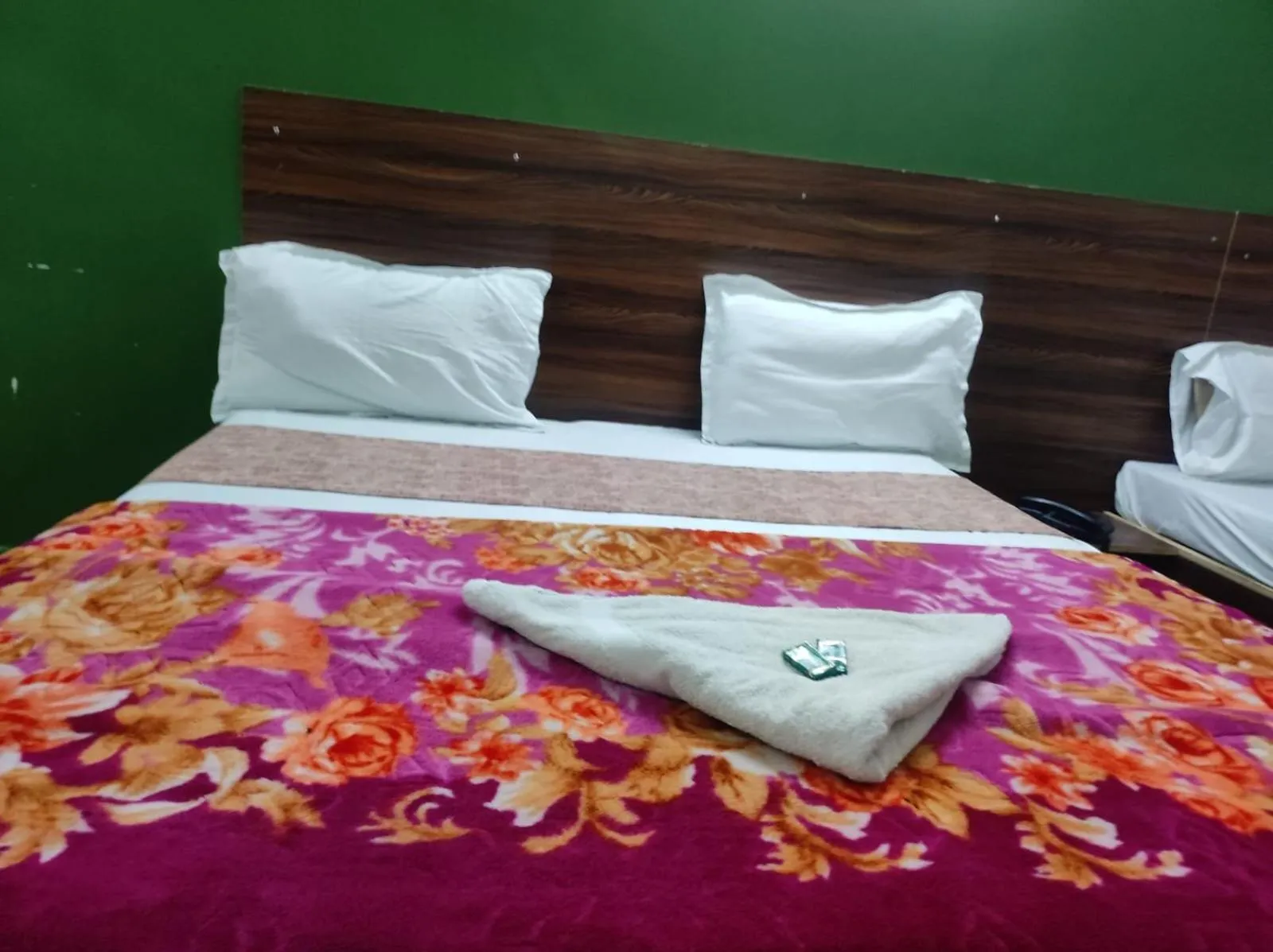 Bed in Hotel Siddhi Vinayak