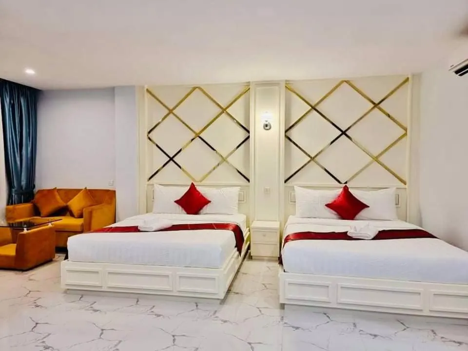 Bed in Kampot Sunny Hotel