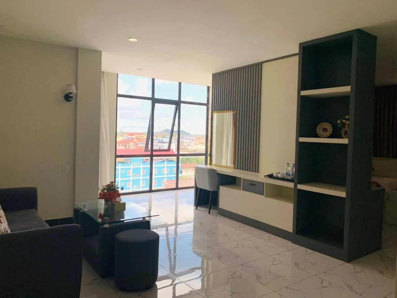 Living room in Kampot Sunny Hotel