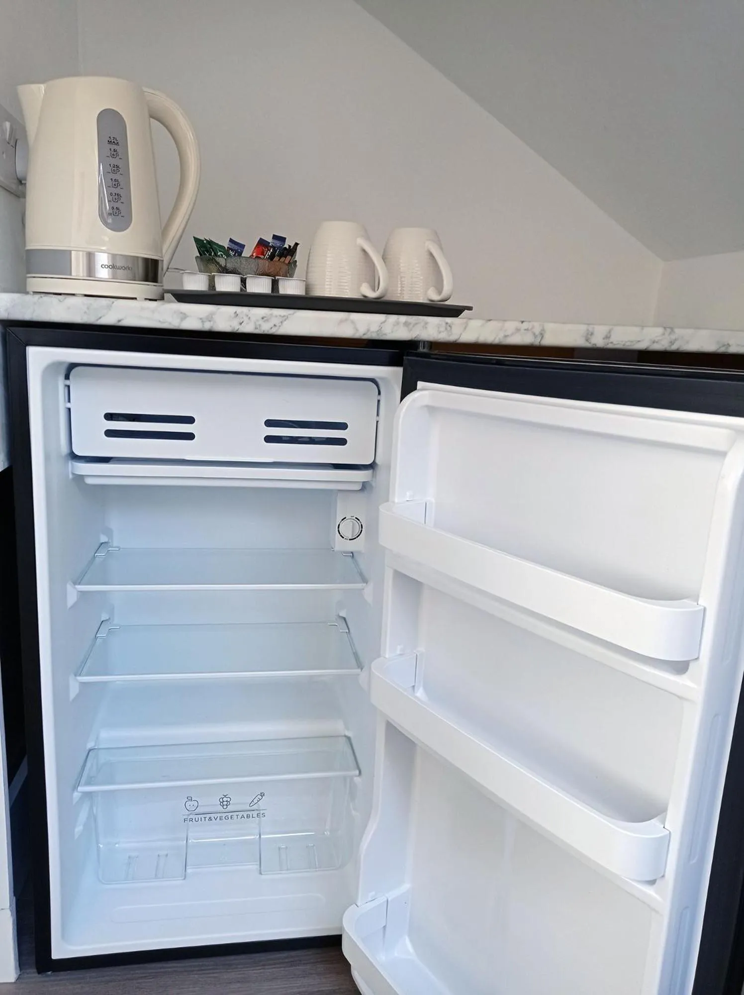 Kitchen or kitchenette in Mill Studio A - Self contained one bed studio flat