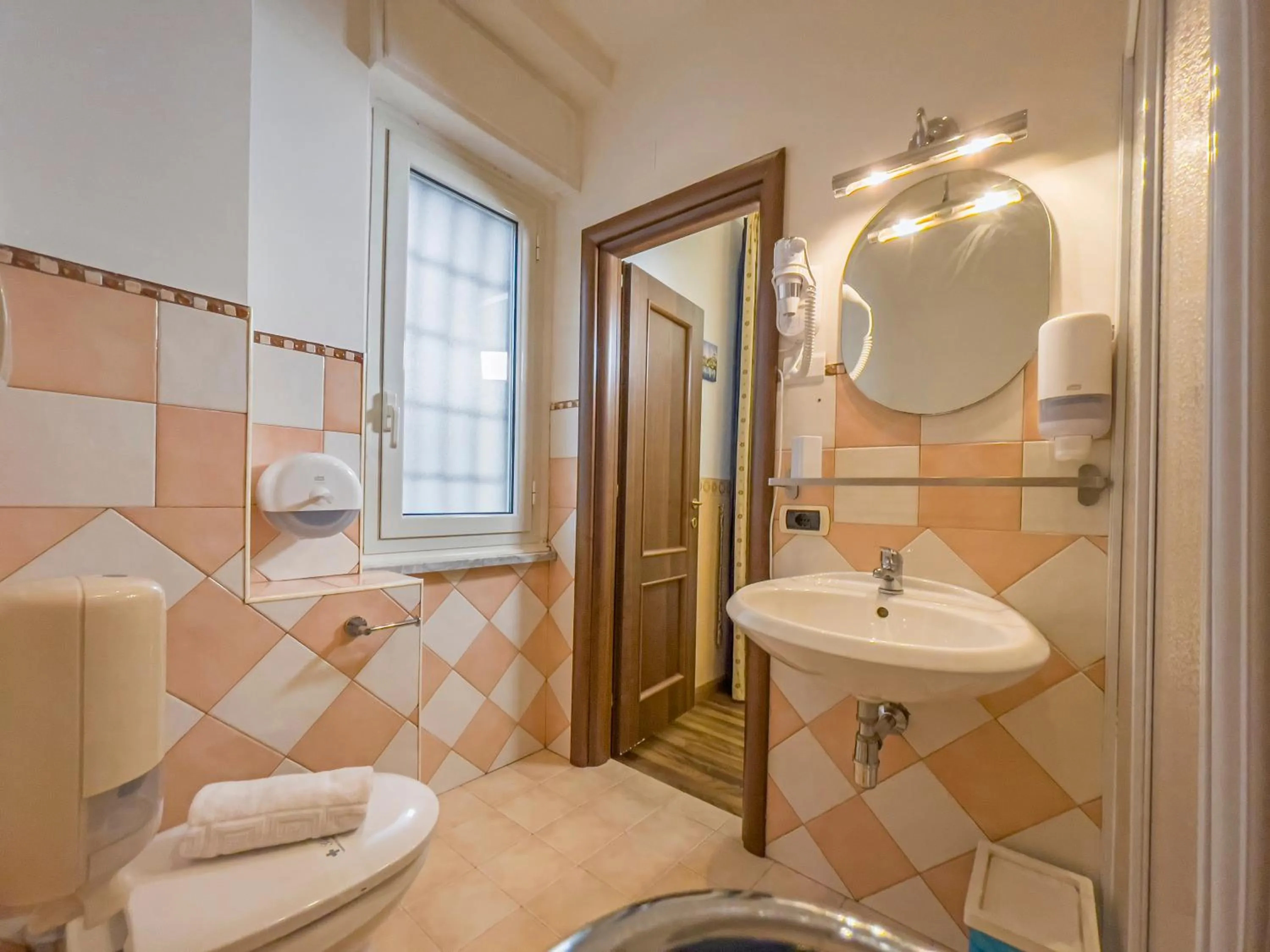 Bathroom in Gregorio's Rooms