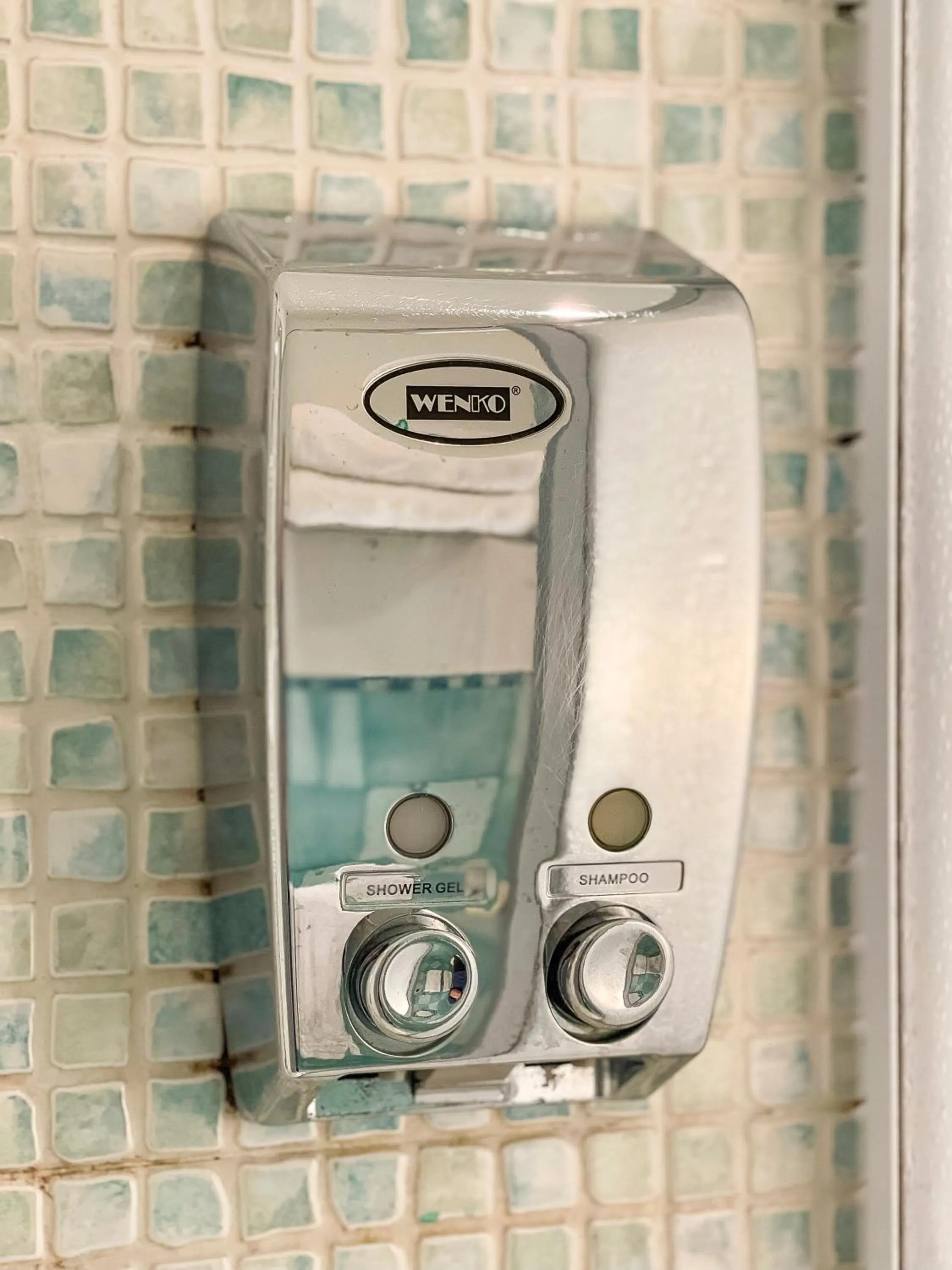 Bathroom in Gregorio's Rooms