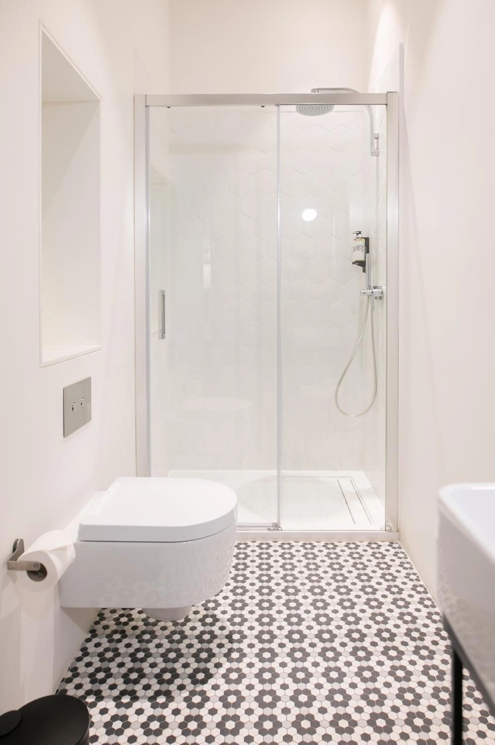 Toilet in The Lift Apartments by RIDAN Hotels