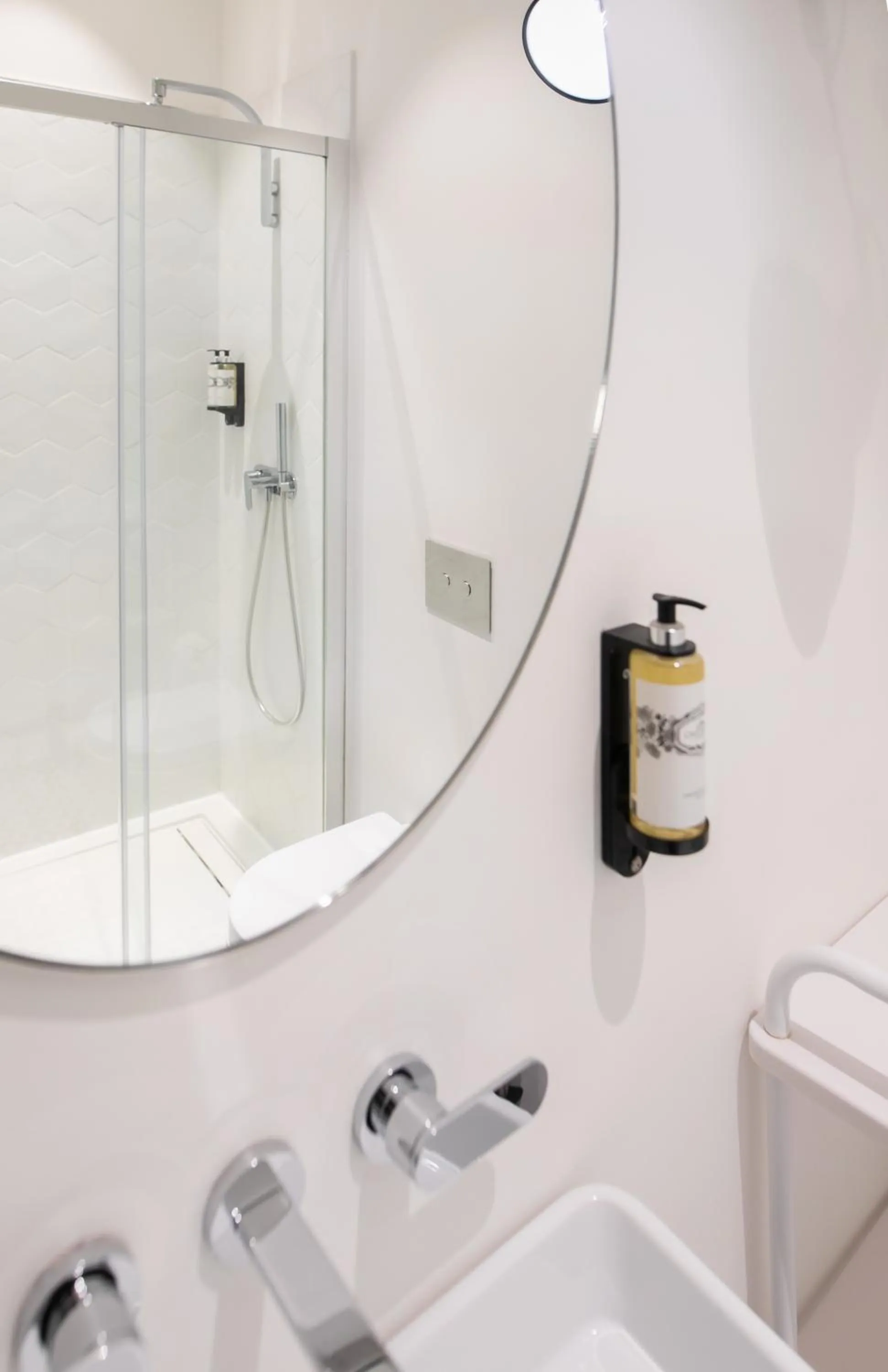 Toilet in The Lift Apartments by RIDAN Hotels