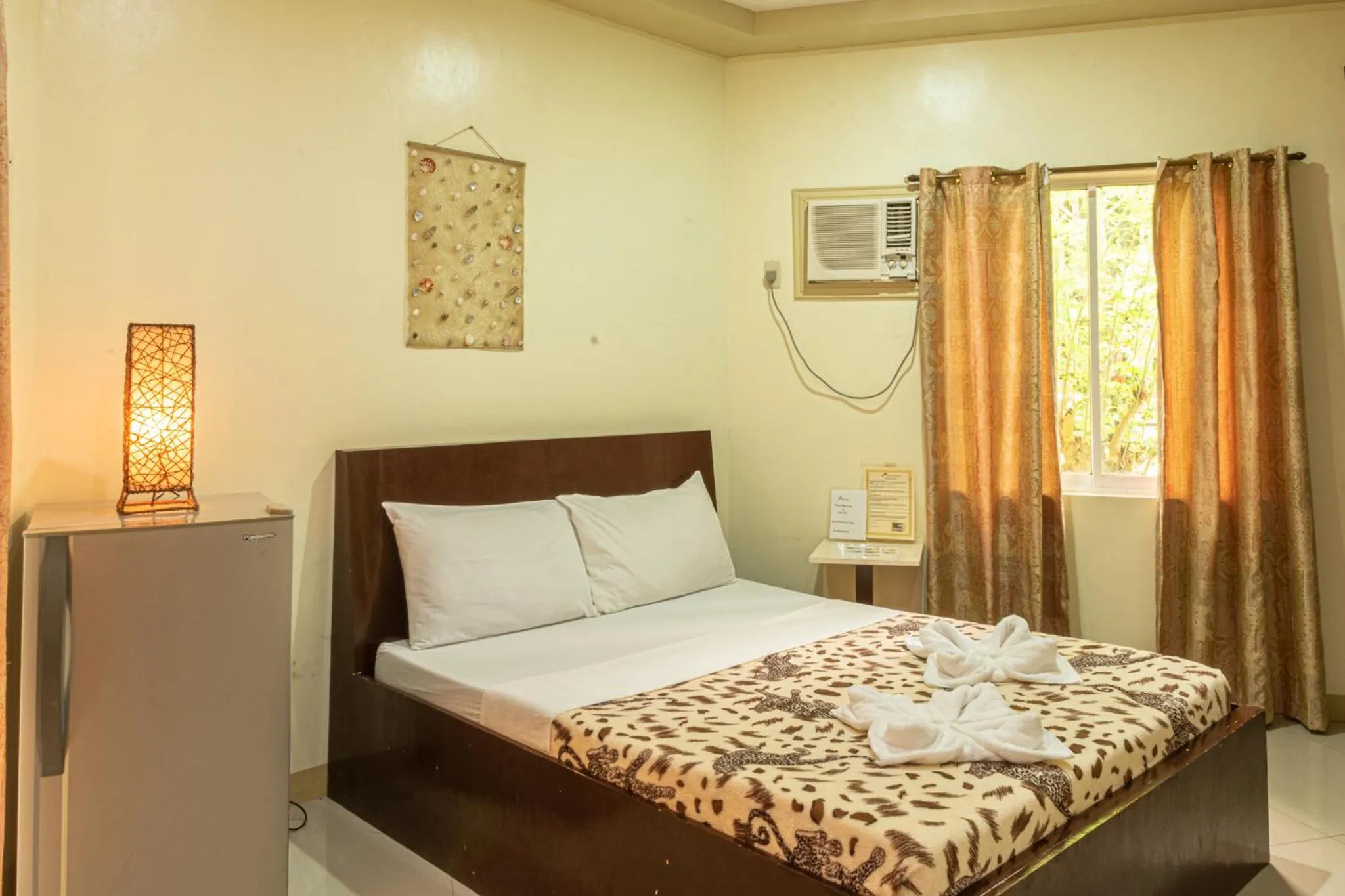 Bed in Almira Diving Resort- Panglao