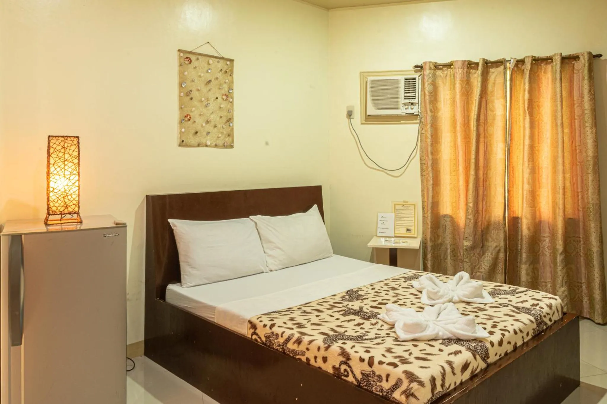 Bed in Almira Diving Resort- Panglao