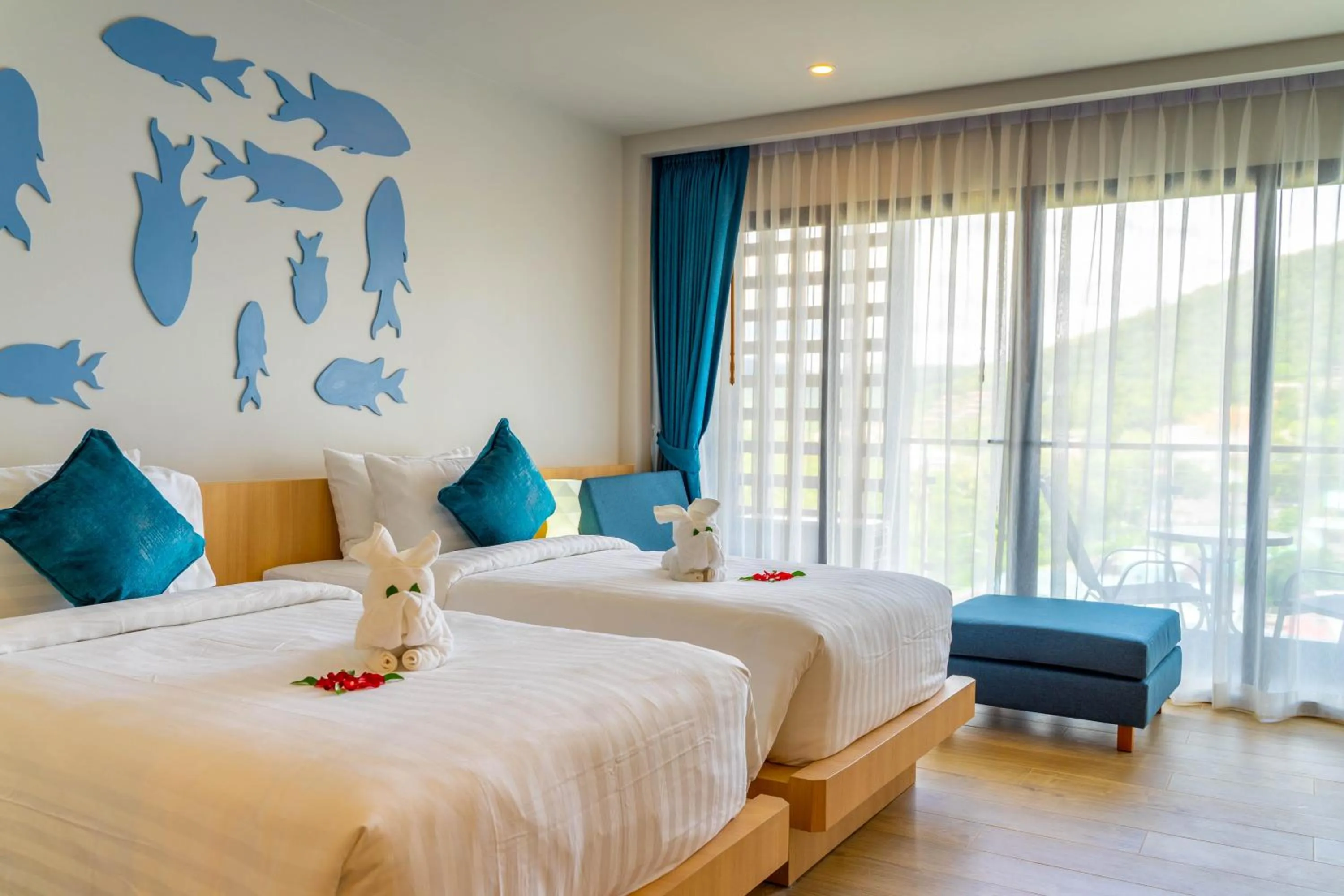 Bed in Golden Paradise Hotel - SHA PLUS