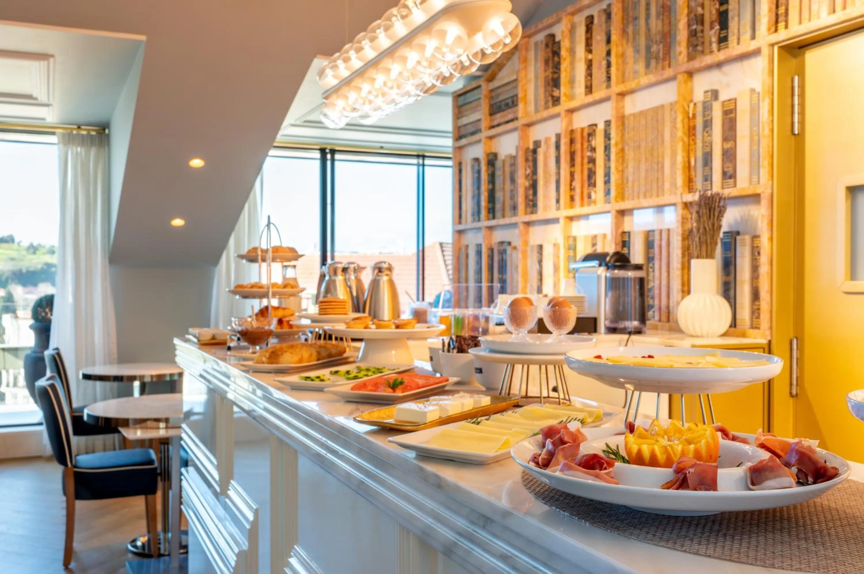 Breakfast in CBR Boutique Hotel - Coimbra