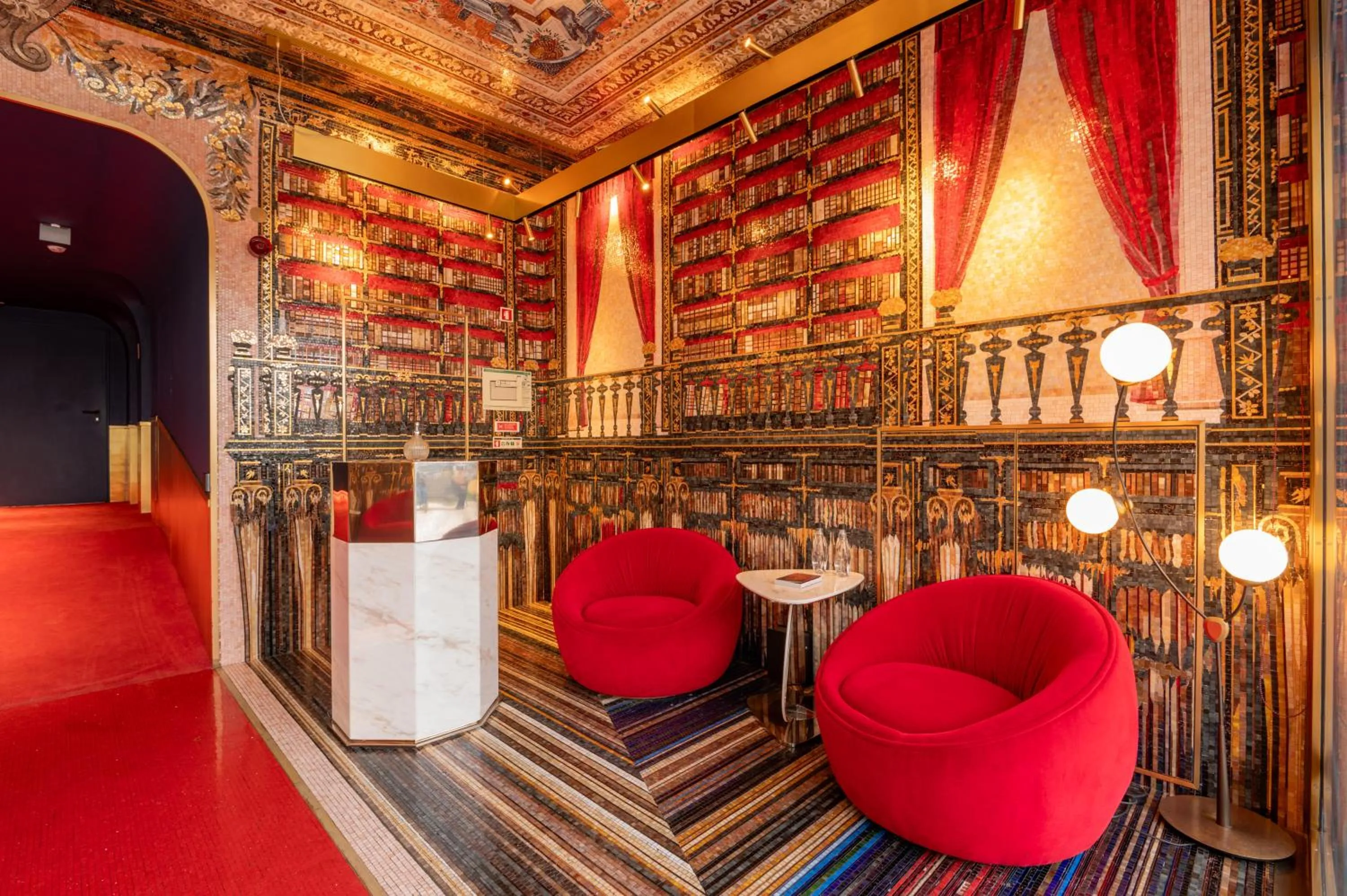 Lobby or reception in CBR Boutique Hotel - Coimbra