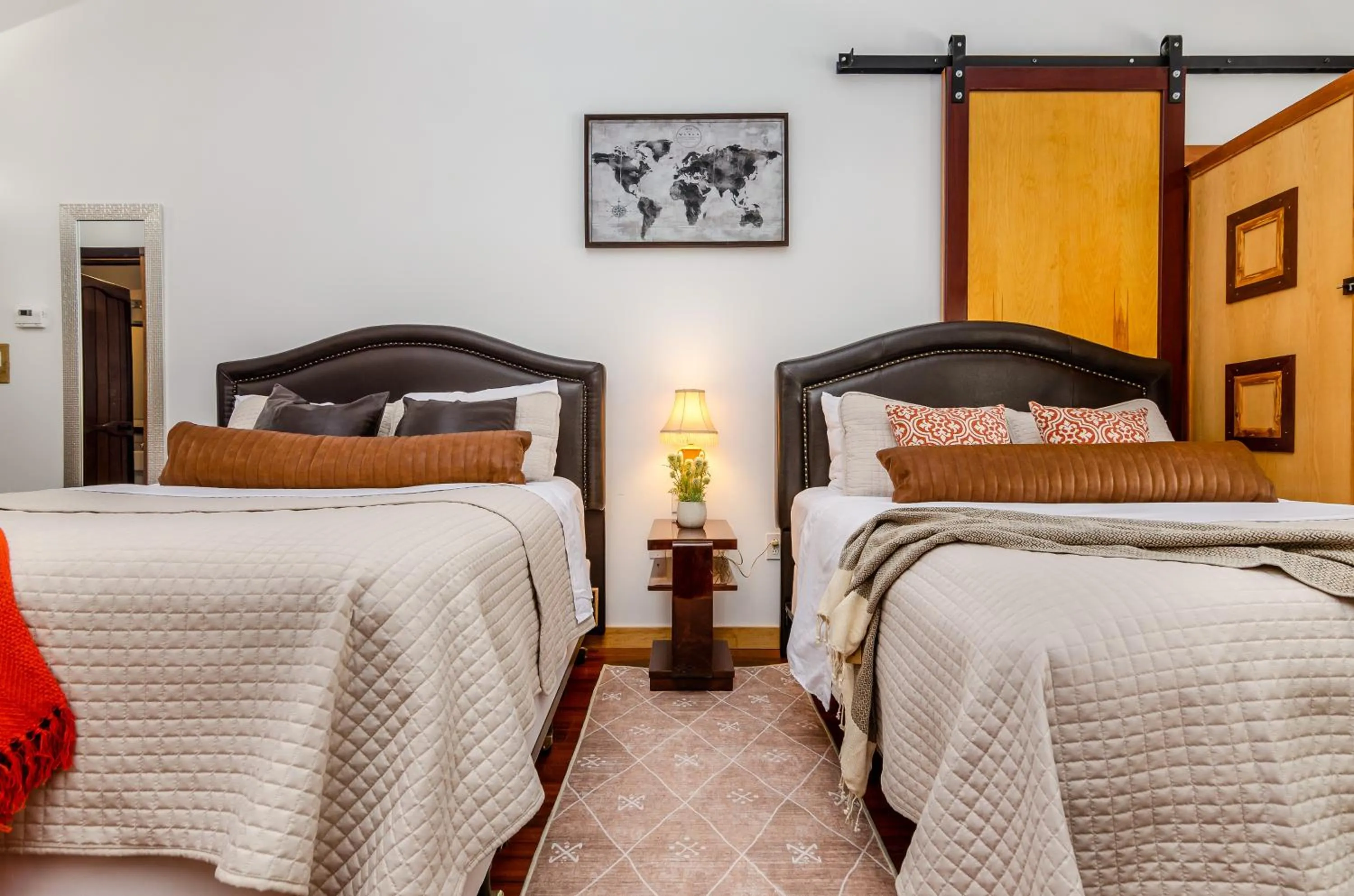 Bed in New Park Venue & Suites