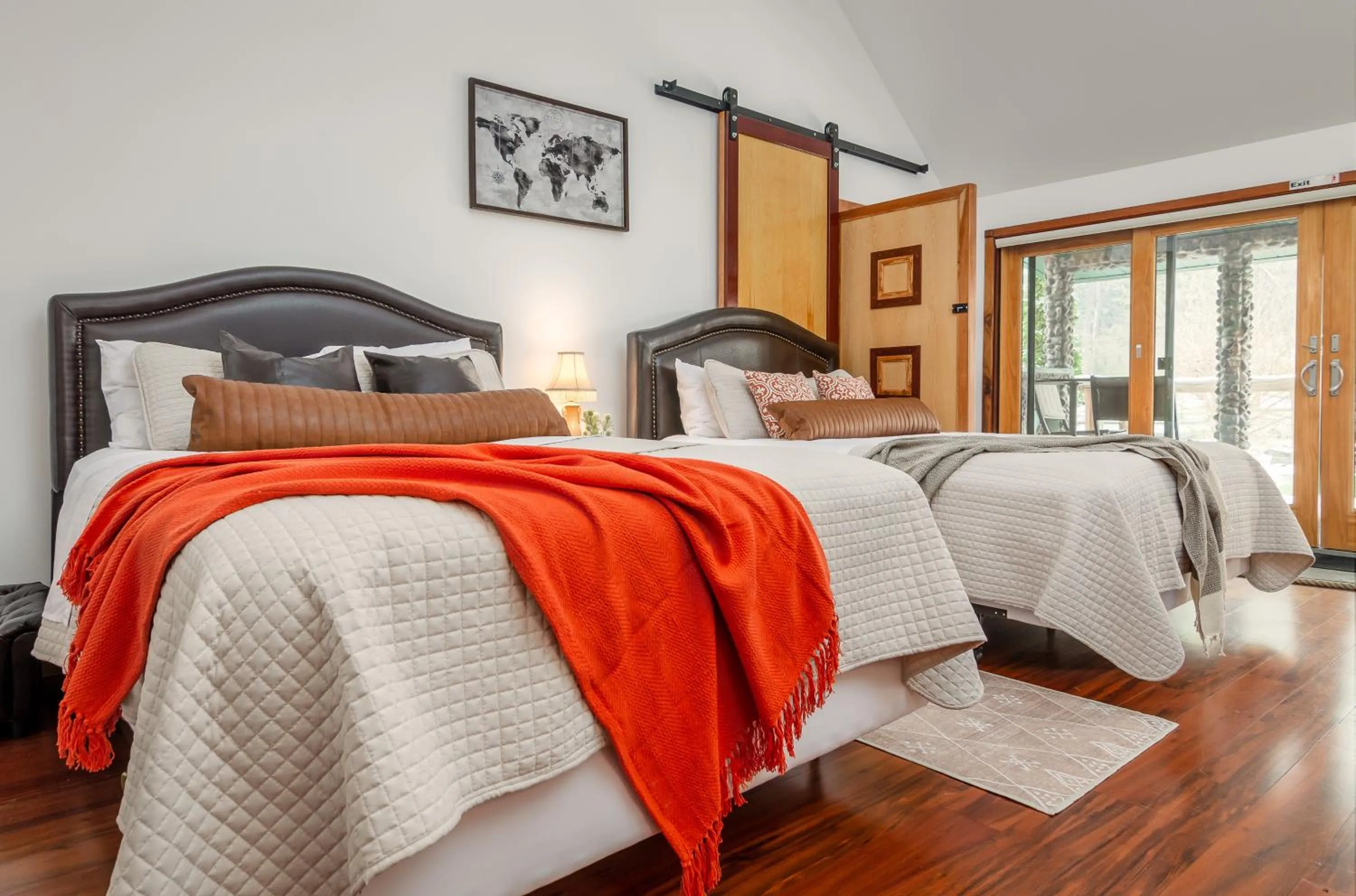 Bed in New Park Venue & Suites