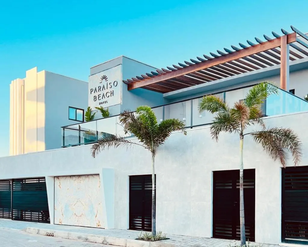 Facade/entrance in Paraiso Beach Hotel