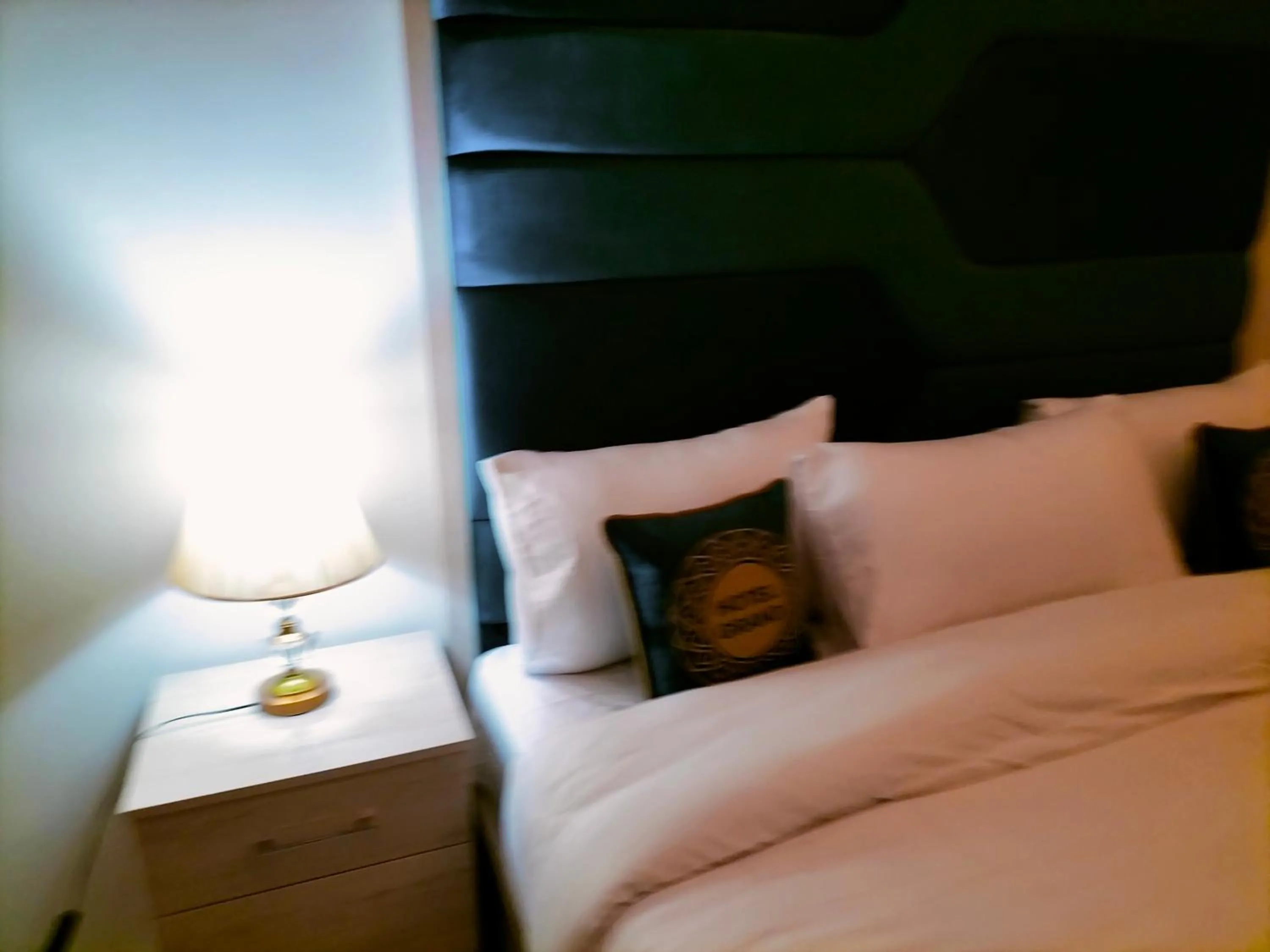 Bed in Hotel Grand Lahore