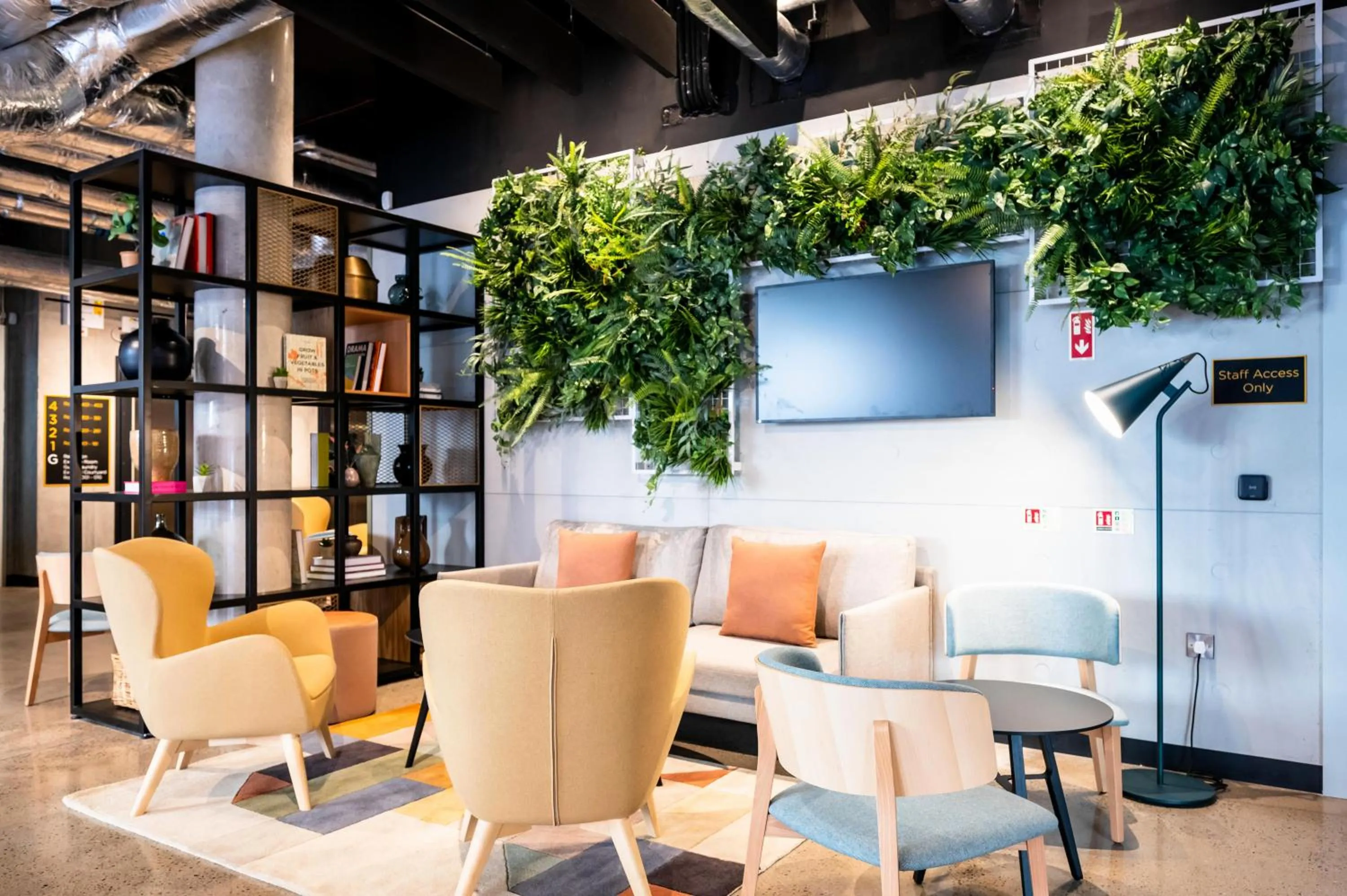 Seating area in Staycity Aparthotels Dublin Tivoli