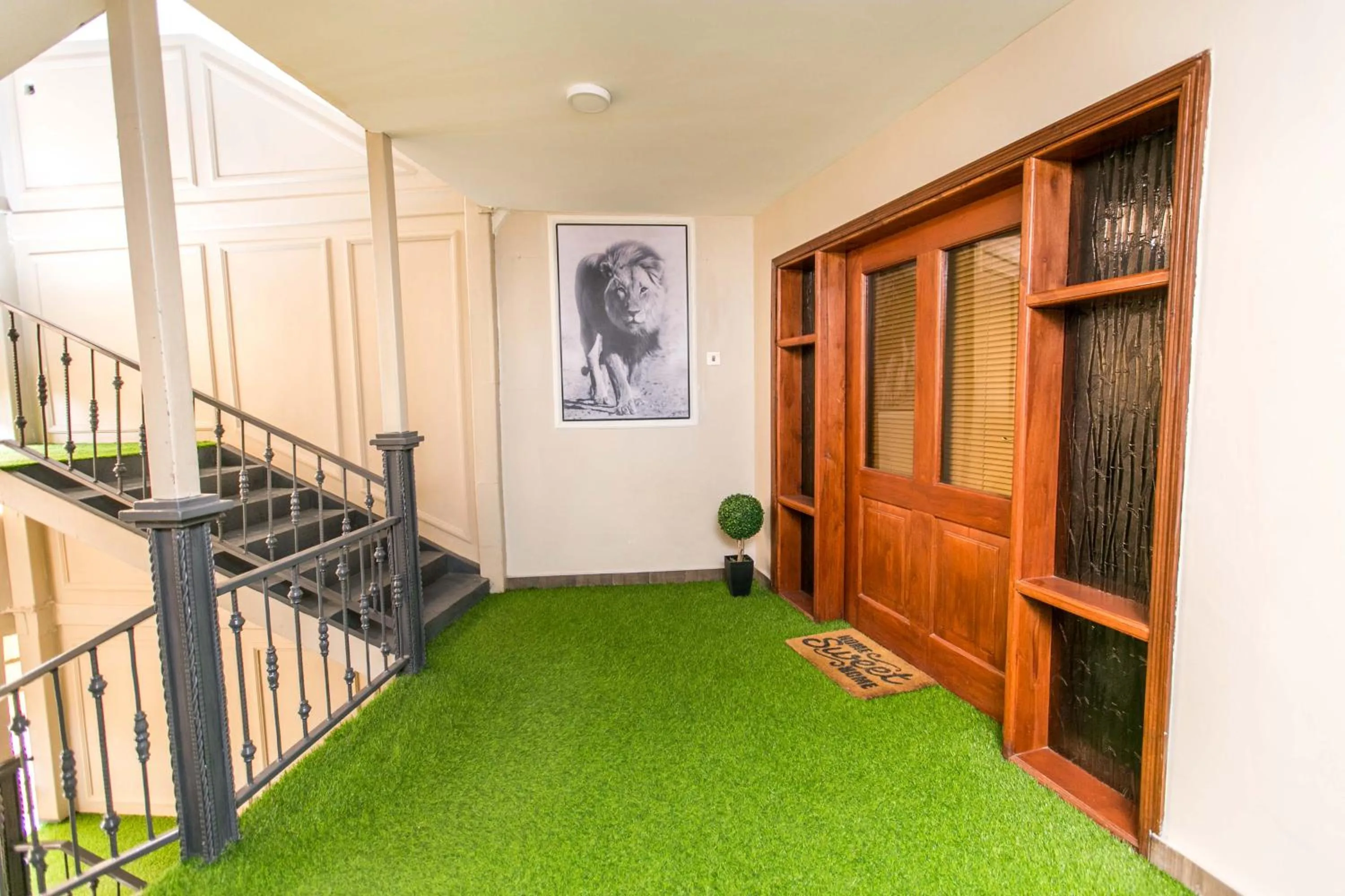 Facade/entrance in 41 Haven