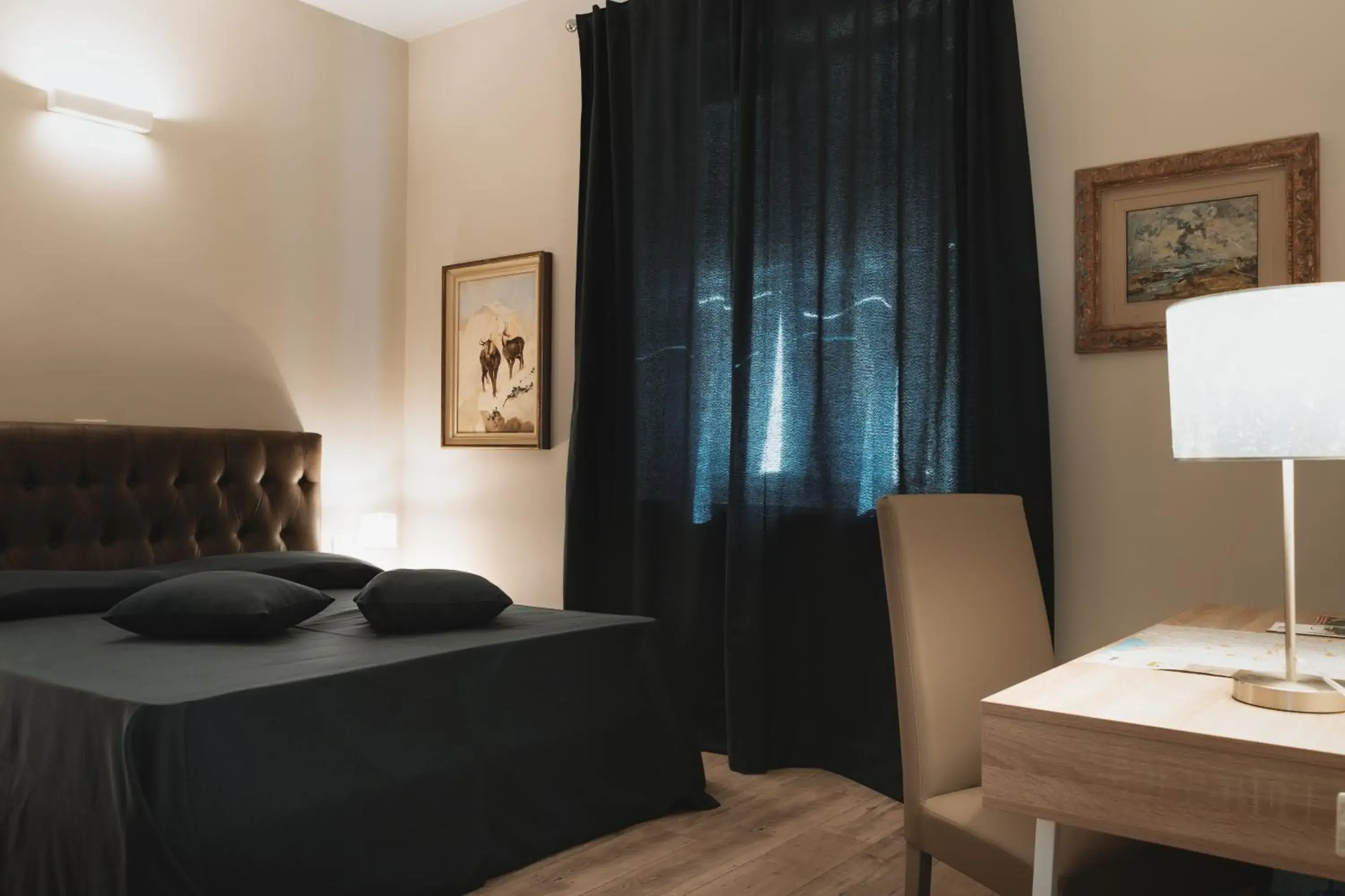 Double Room with Private Bathroom in Valditerra Vini - B&B La Rombetta Double Room with Private Bathroom in Valditerra Vini - B&B La Rombetta