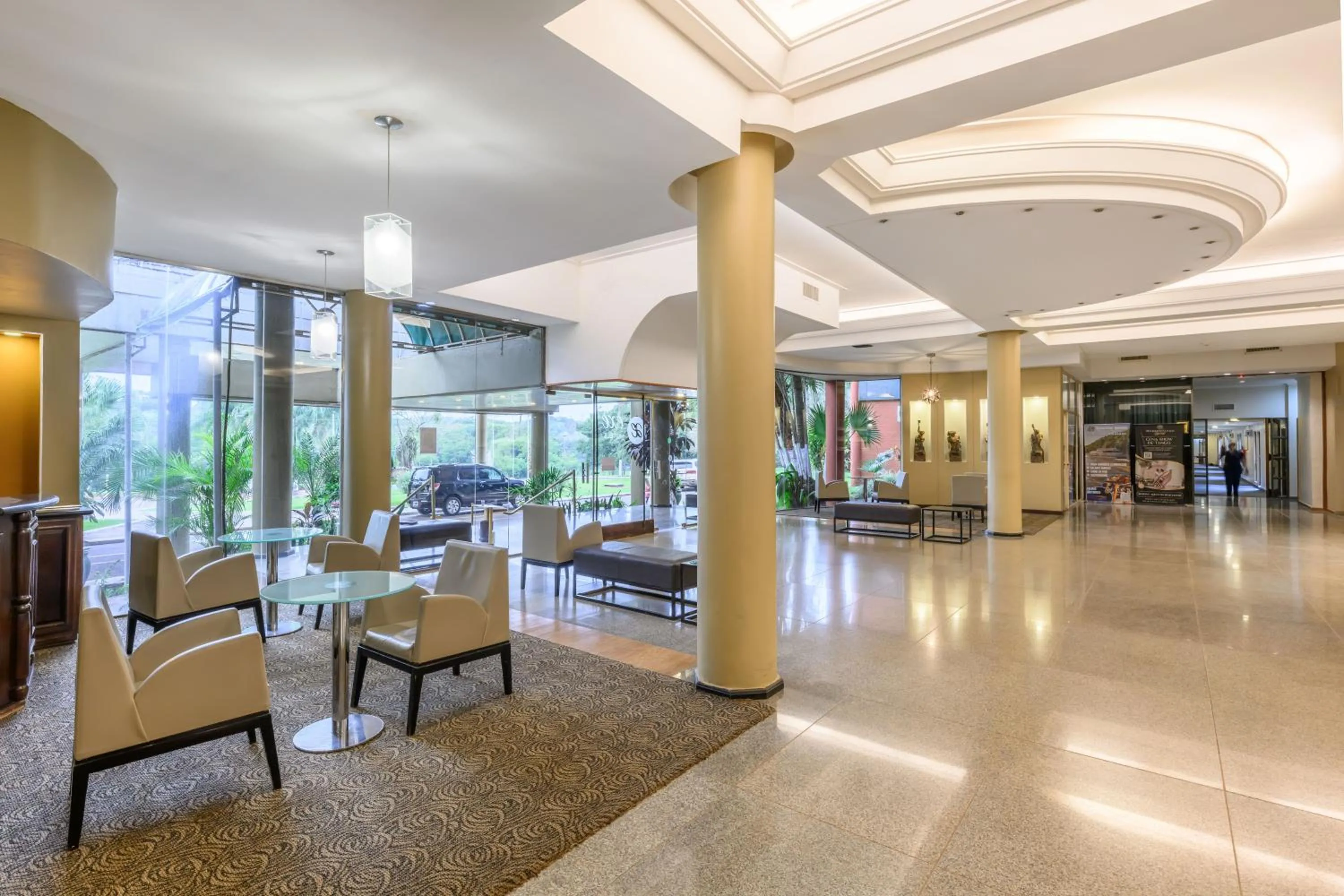 Lobby or reception in Exe Hotel Cataratas