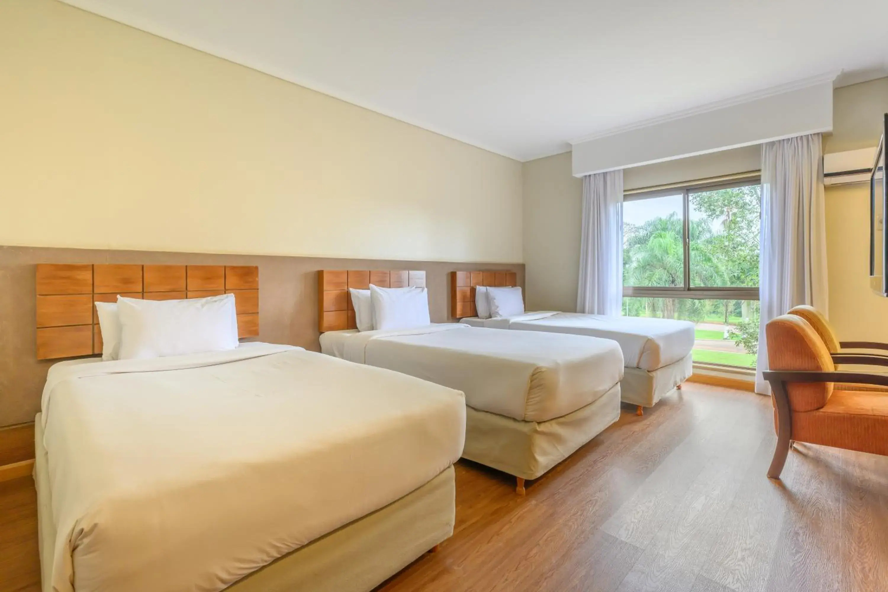 Triple Room in Exe Hotel Cataratas Triple Room in Exe Hotel Cataratas