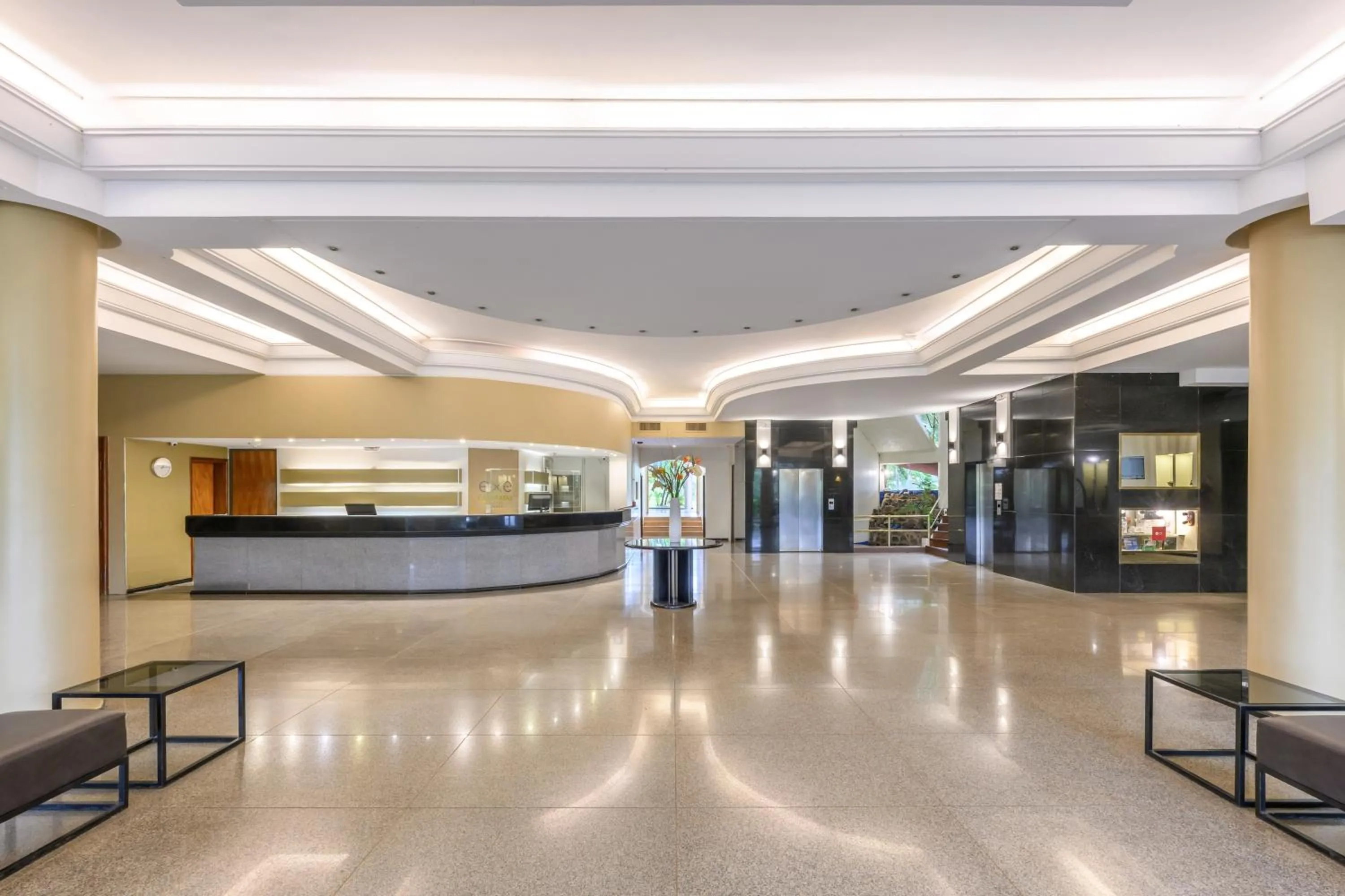 Lobby or reception in Exe Hotel Cataratas