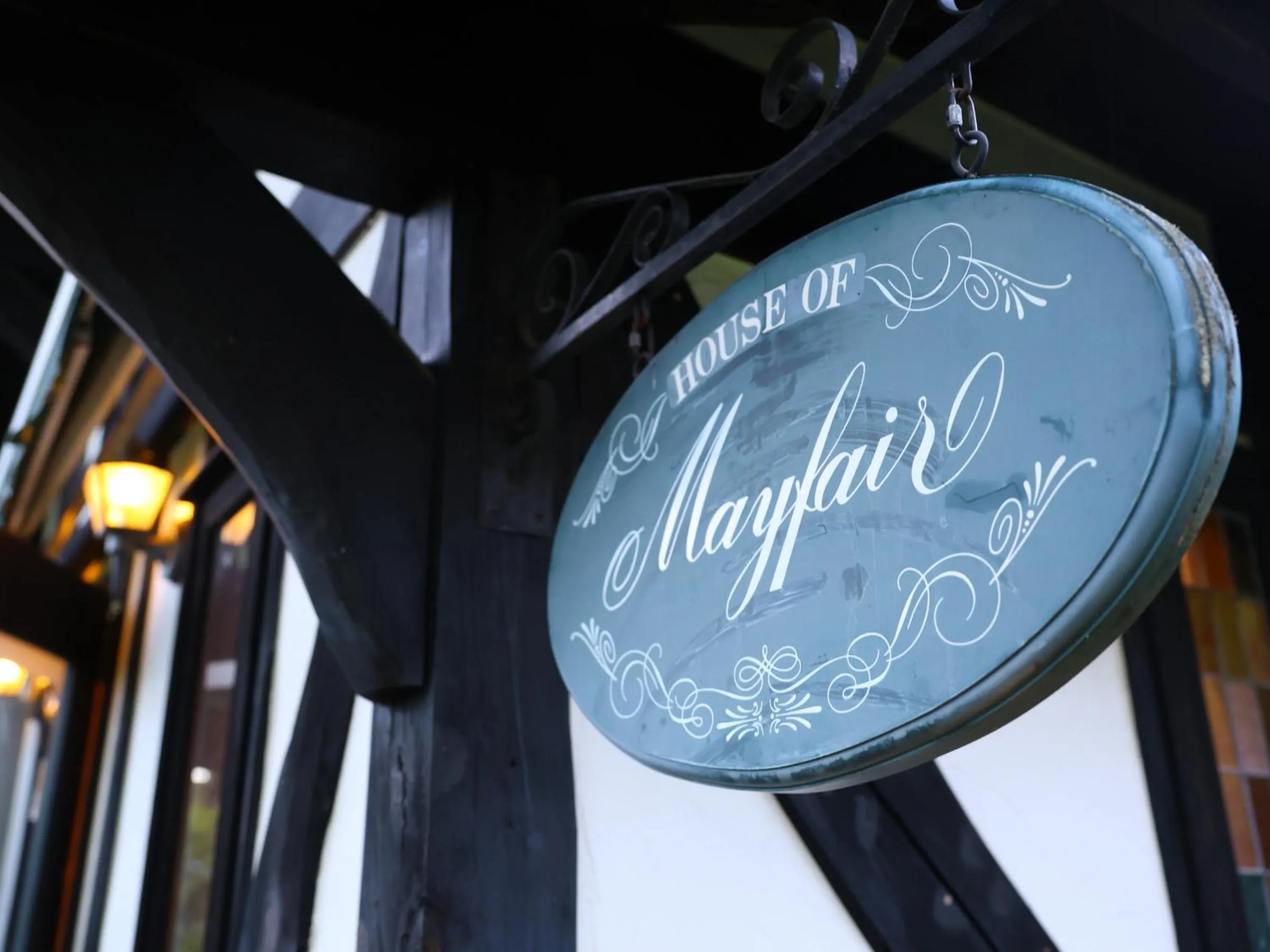 Area and facilities in Petit Hotel & Restaurant Old Age