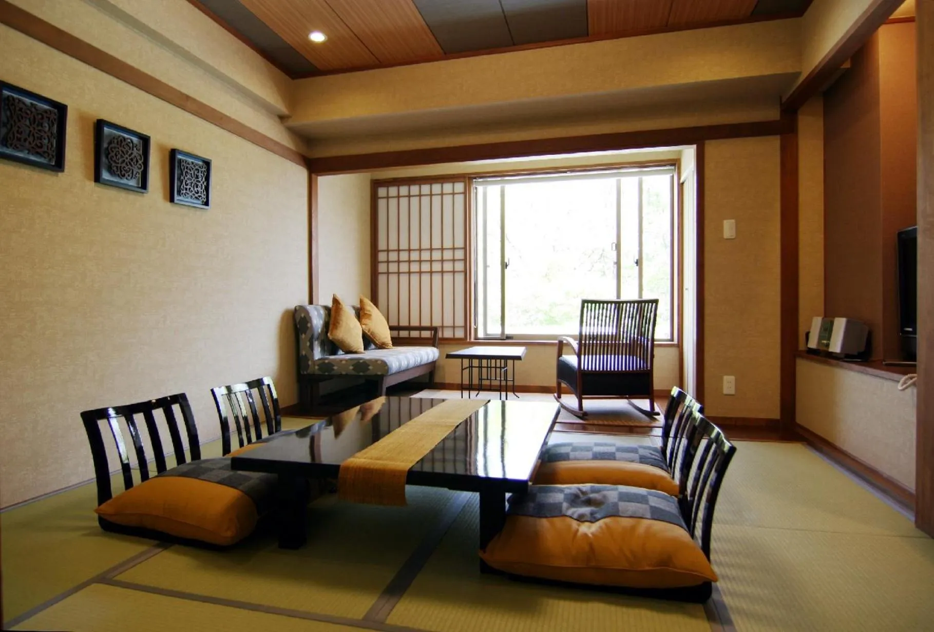 Living room in Tokachigawa Onsen Daiichi Hotel