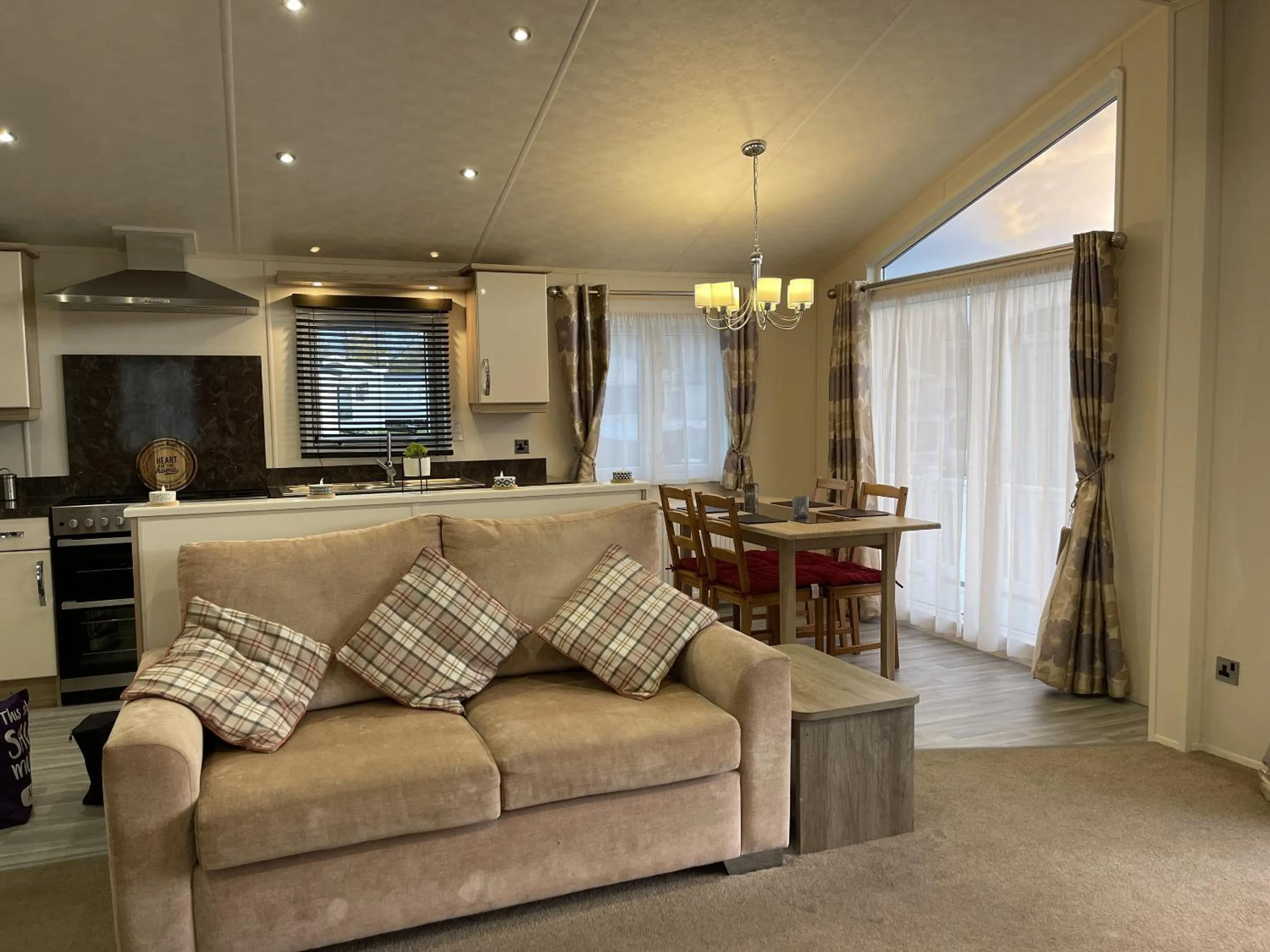 Living room in Romney Lodge