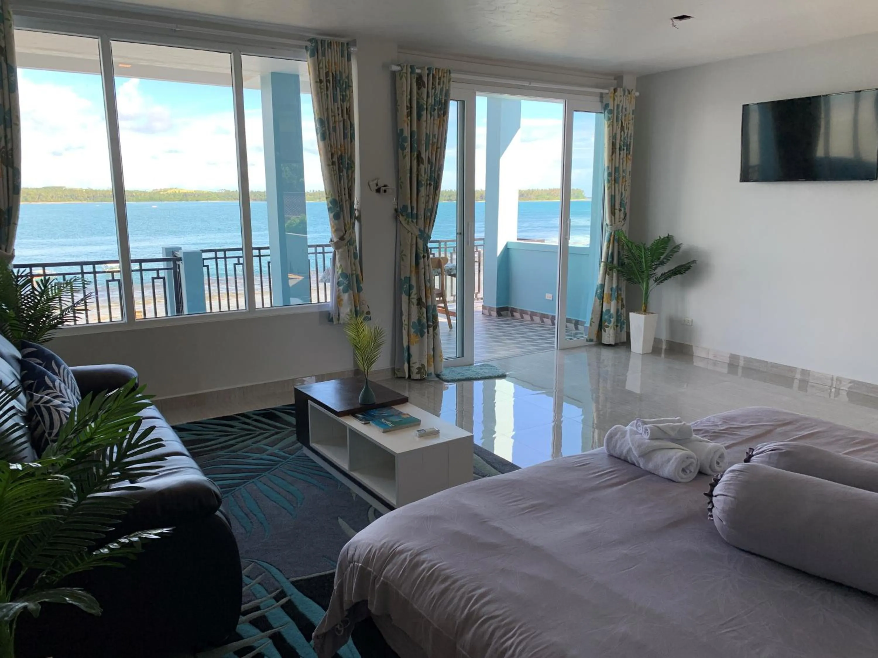 View (from property/room), Bed in Grace Wave Resort